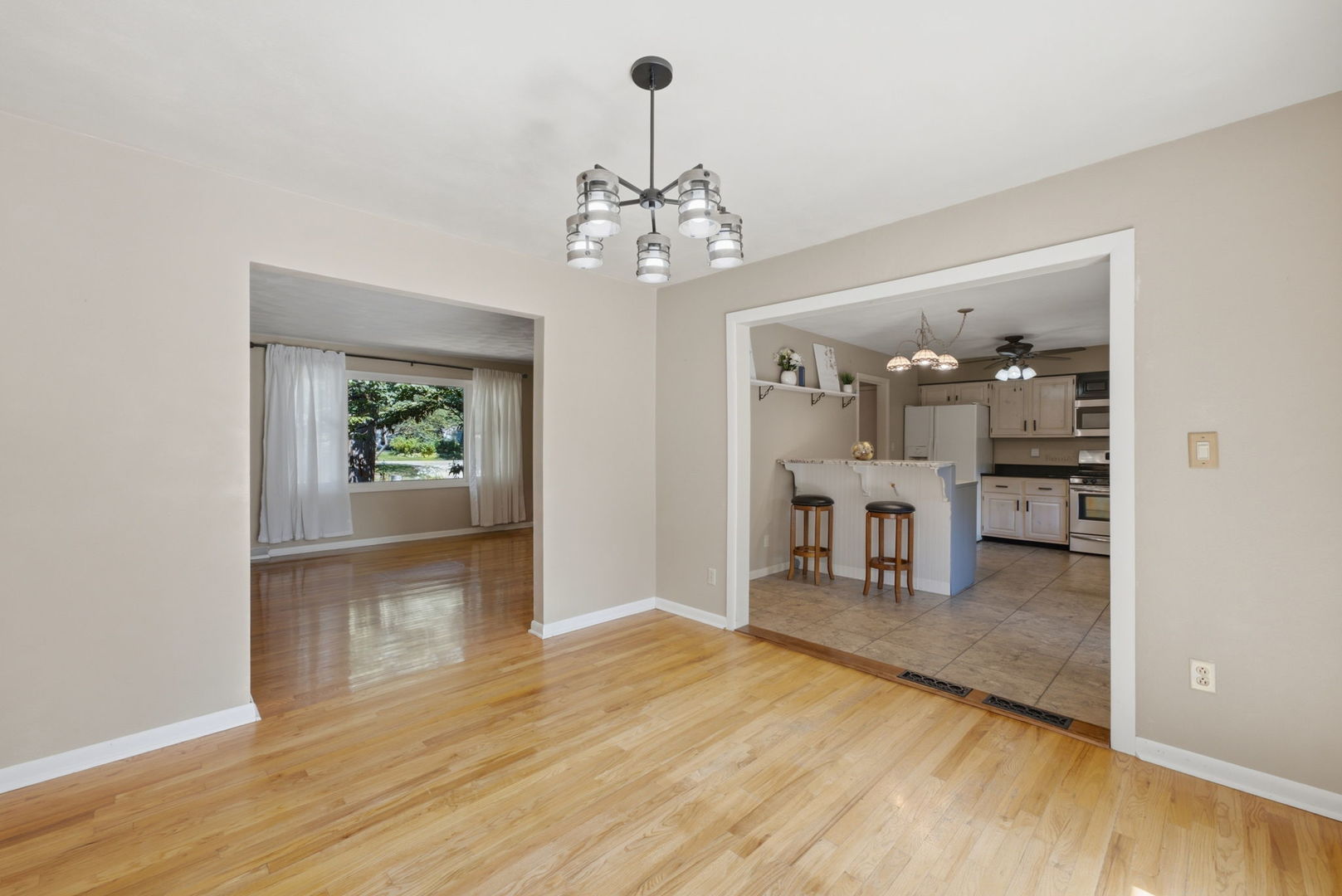 4 Timberlane Drive Property Photo 15