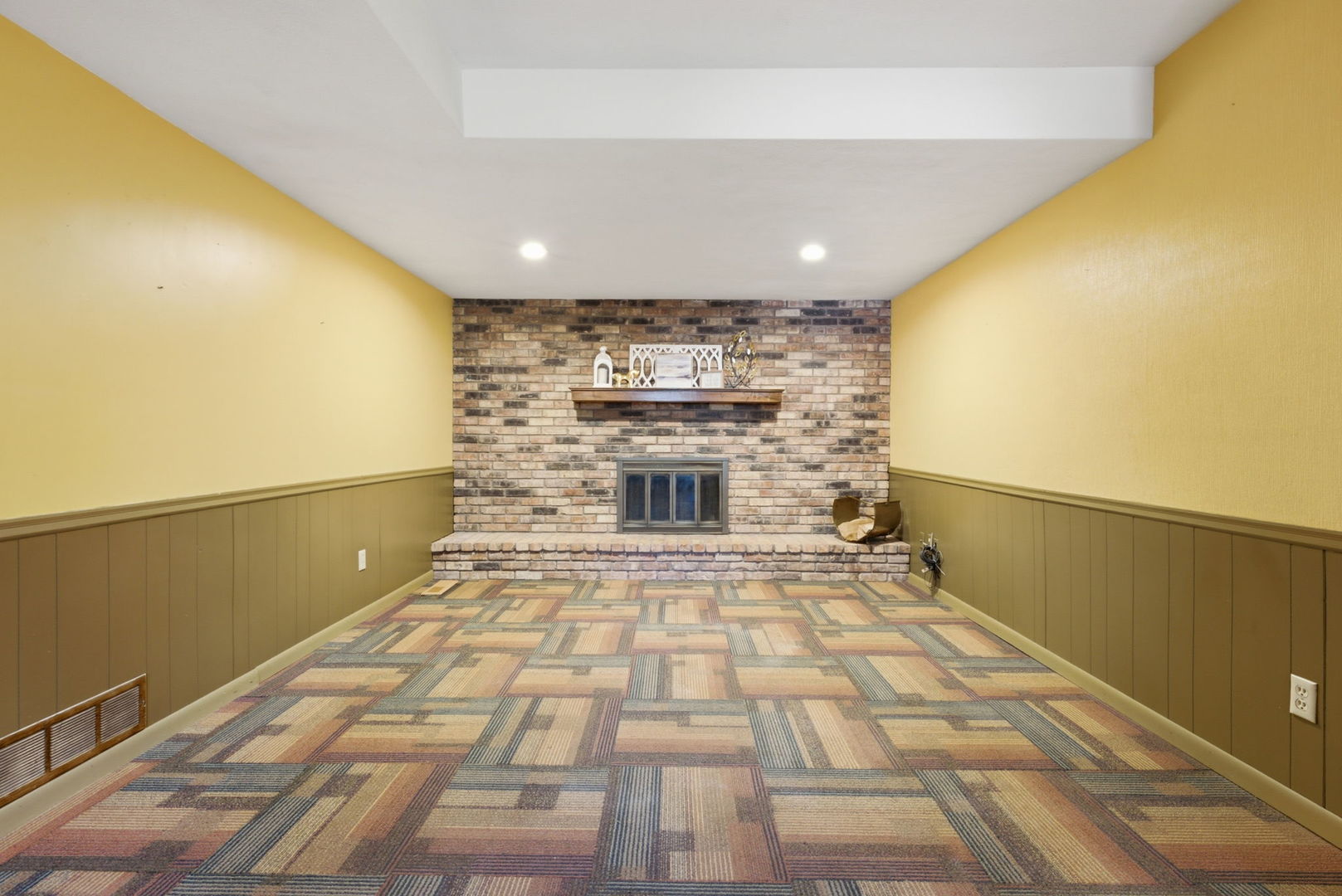 4 Timberlane Drive Property Photo 23