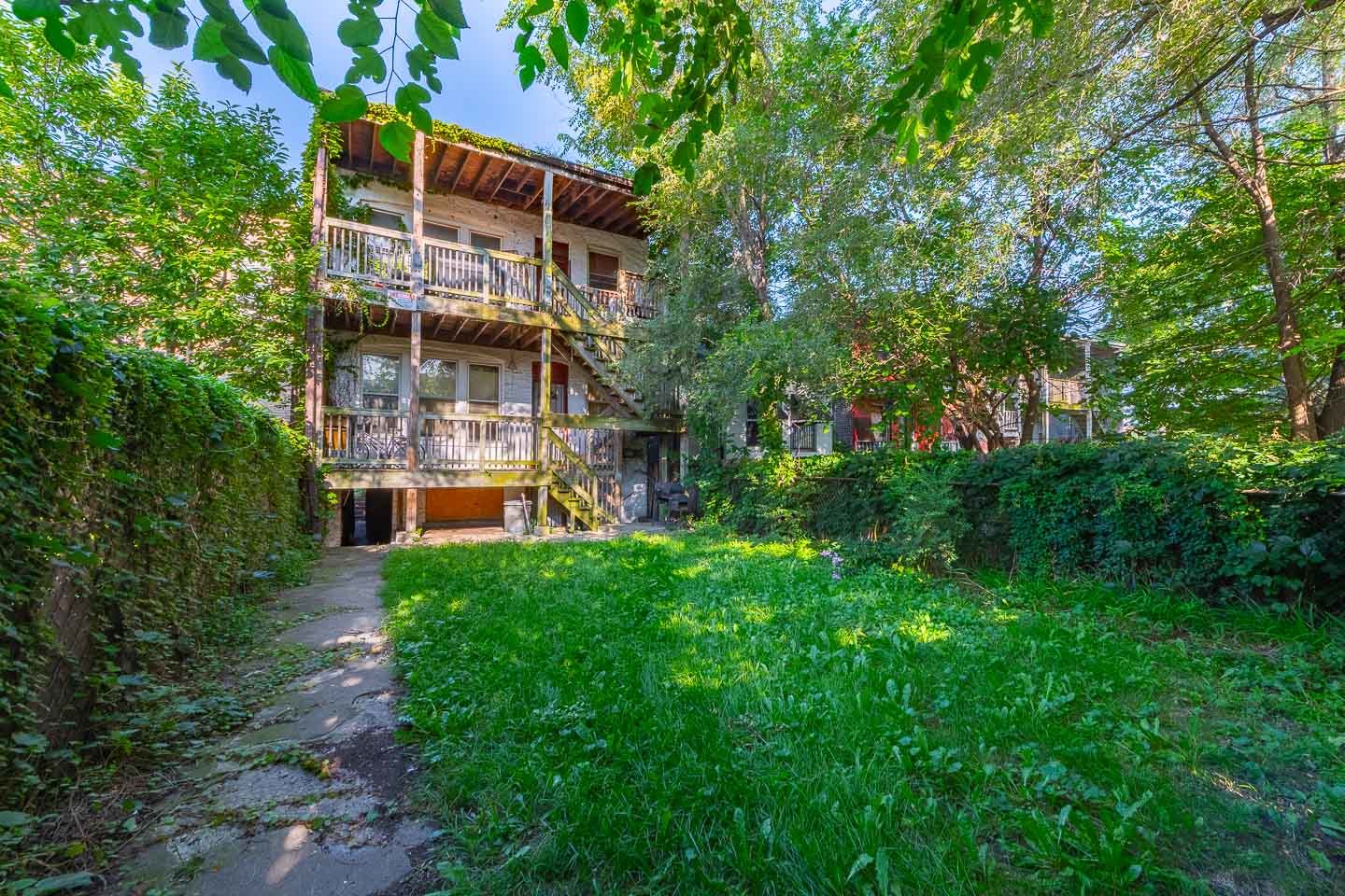 6327 S Saint Lawrence Avenue Property Photo 25