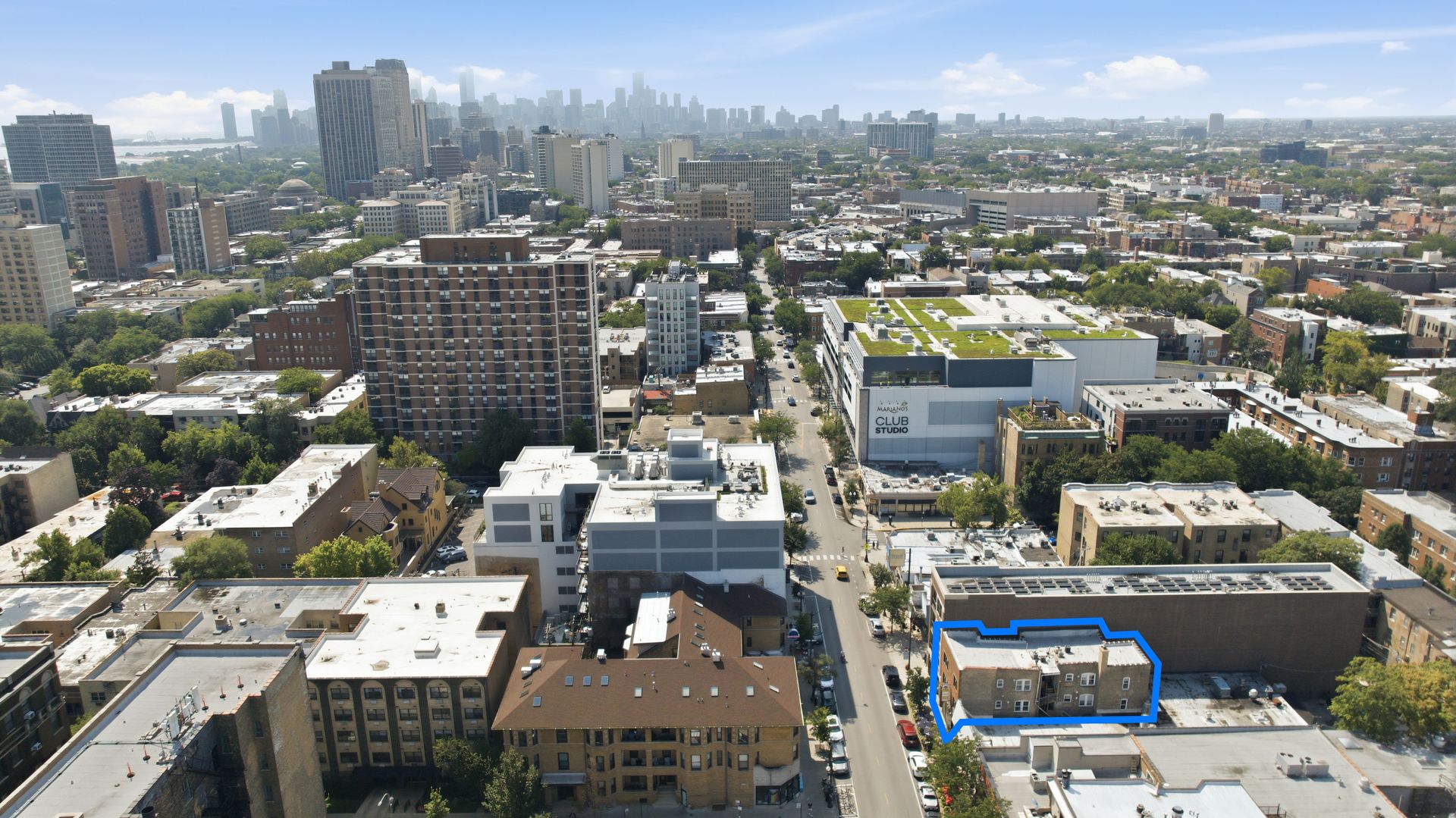 3124 N Broadway Street Property Photo 6