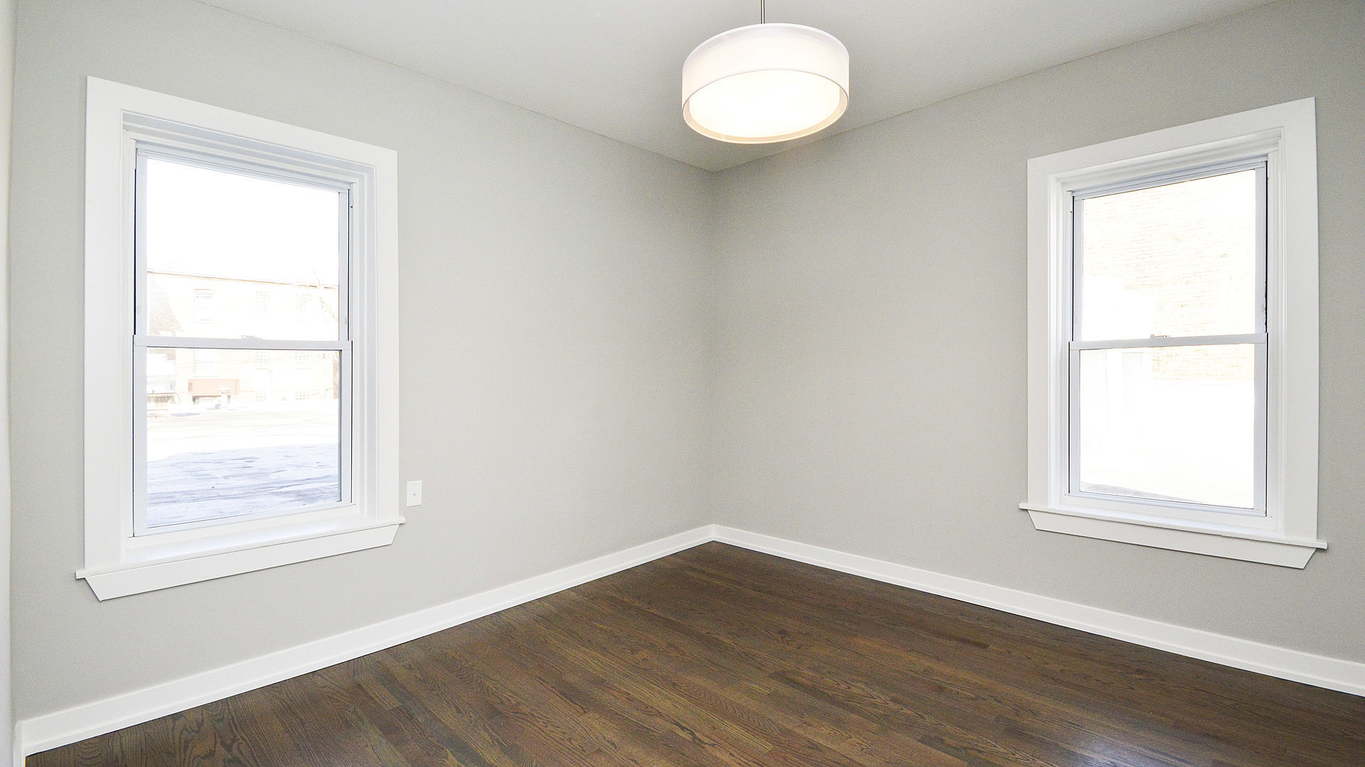 3124 N Broadway Street Property Photo 16