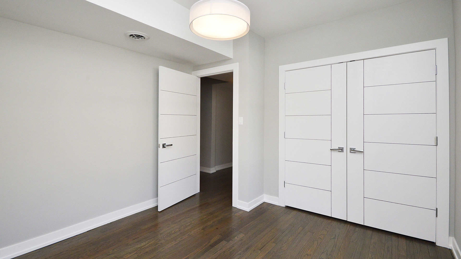 3124 N Broadway Street Property Photo 18