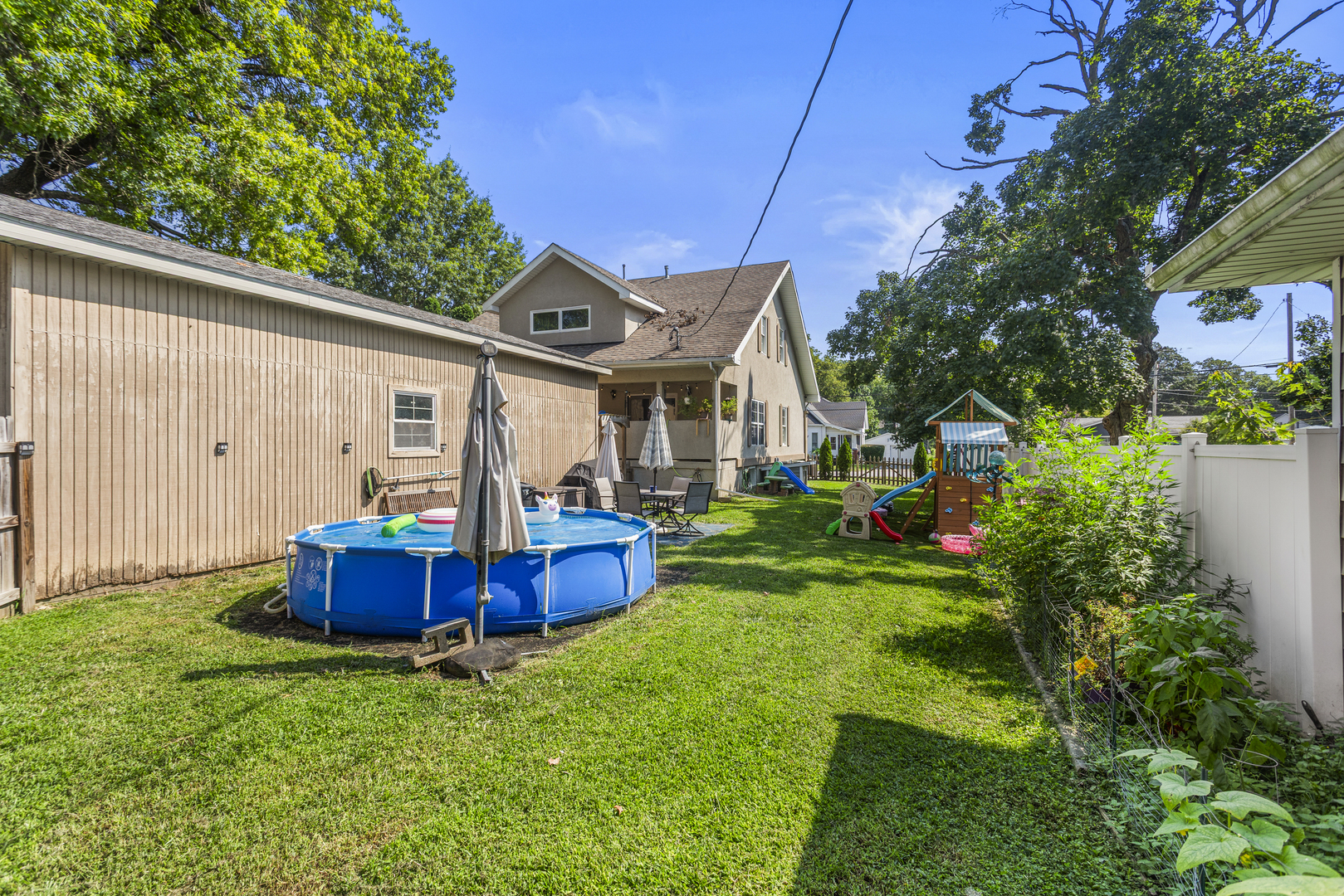 533 N Macon Street Property Photo 9