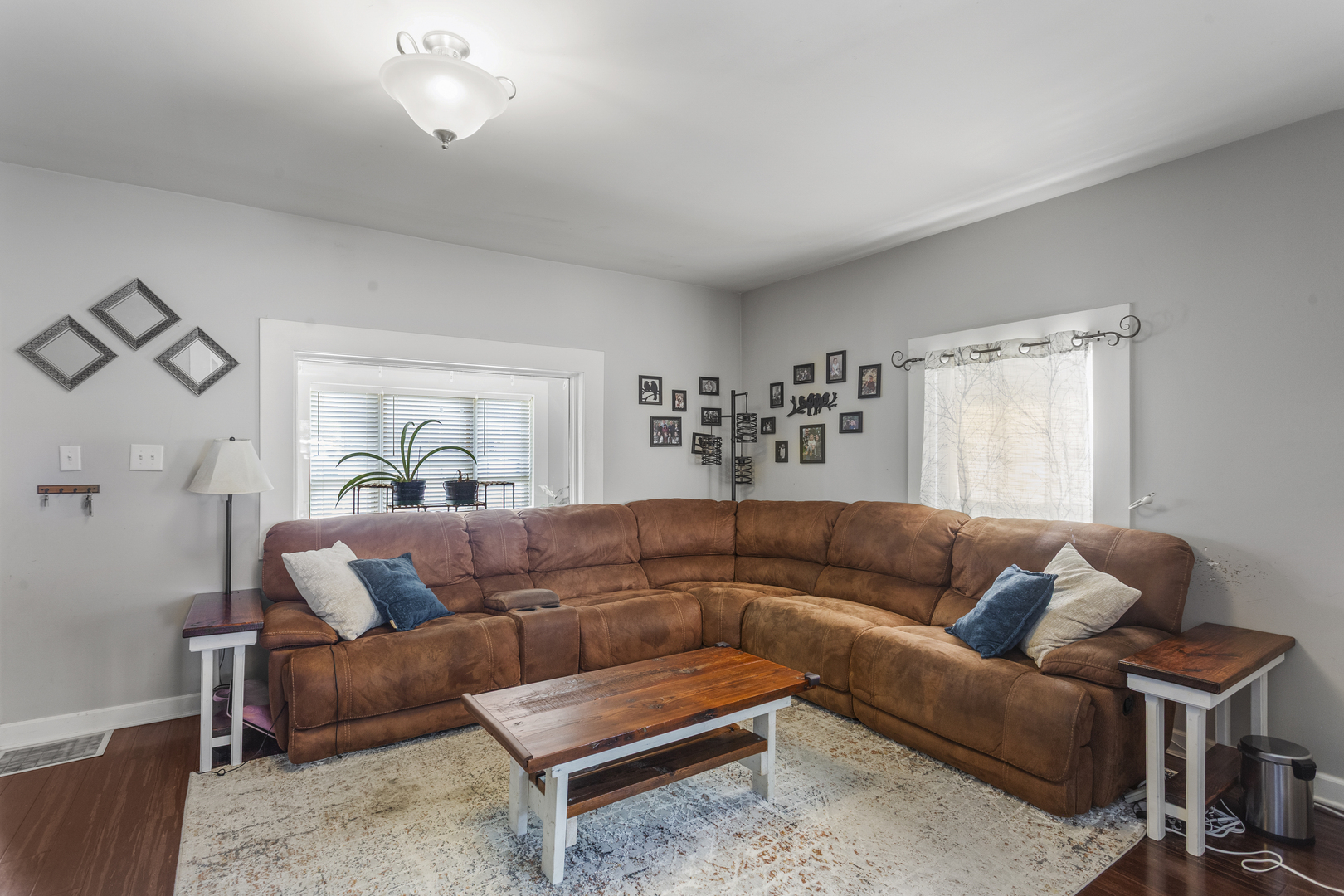 533 N Macon Street Property Photo 14