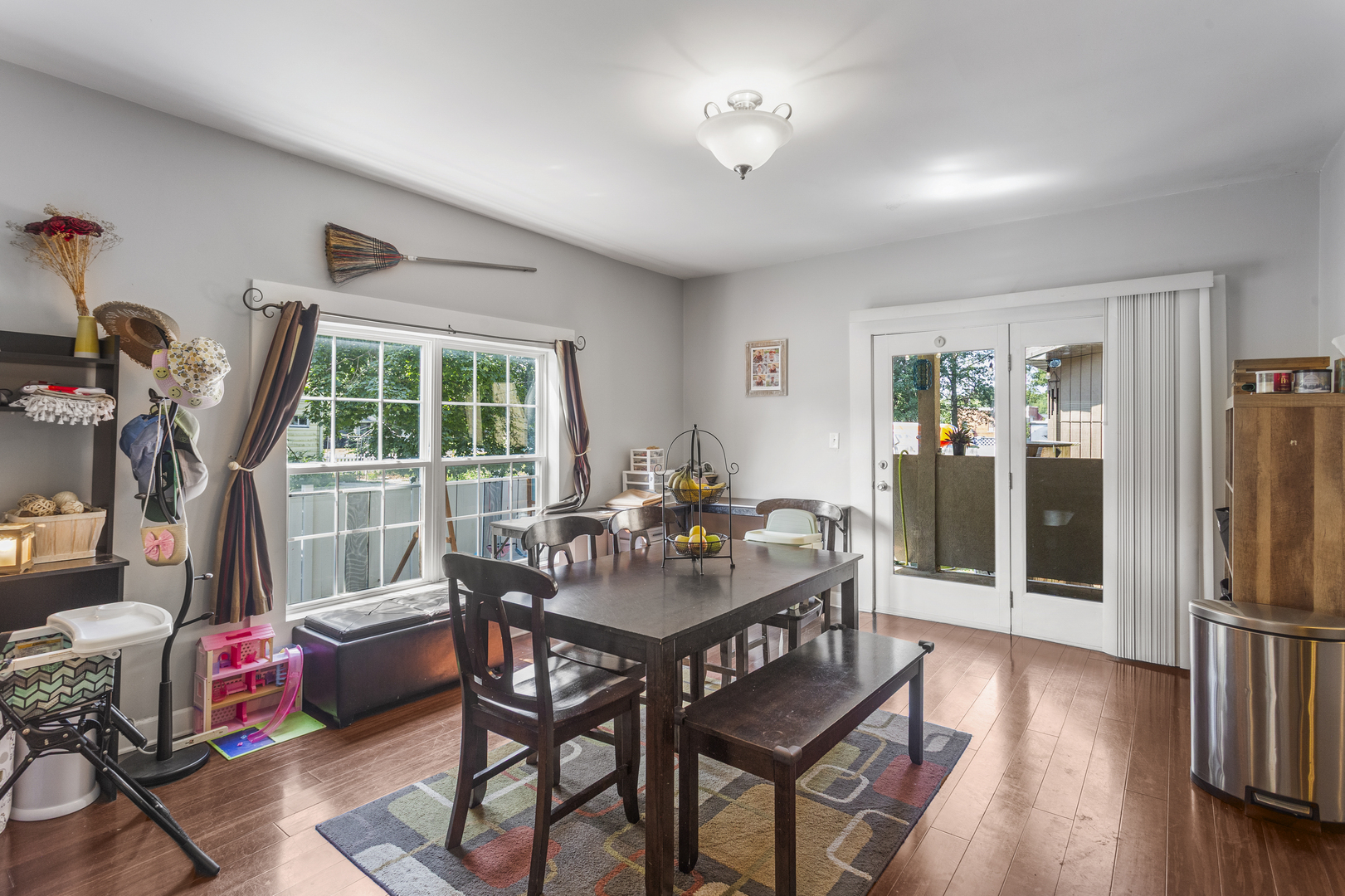 533 N Macon Street Property Photo 15