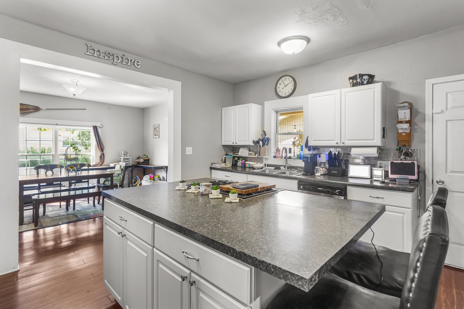 533 N Macon Street Property Photo 19