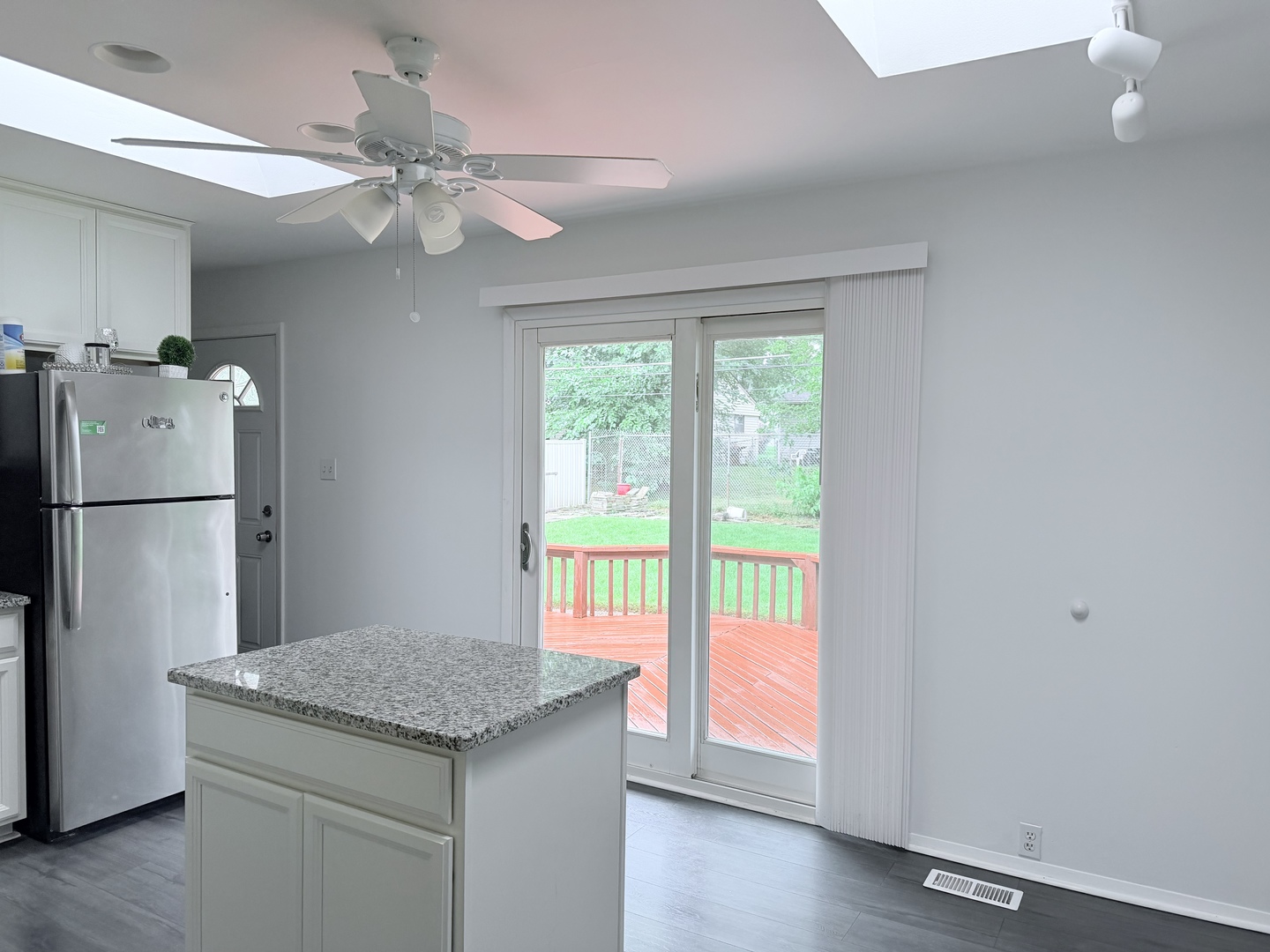 420 Camden Avenue Property Photo 3