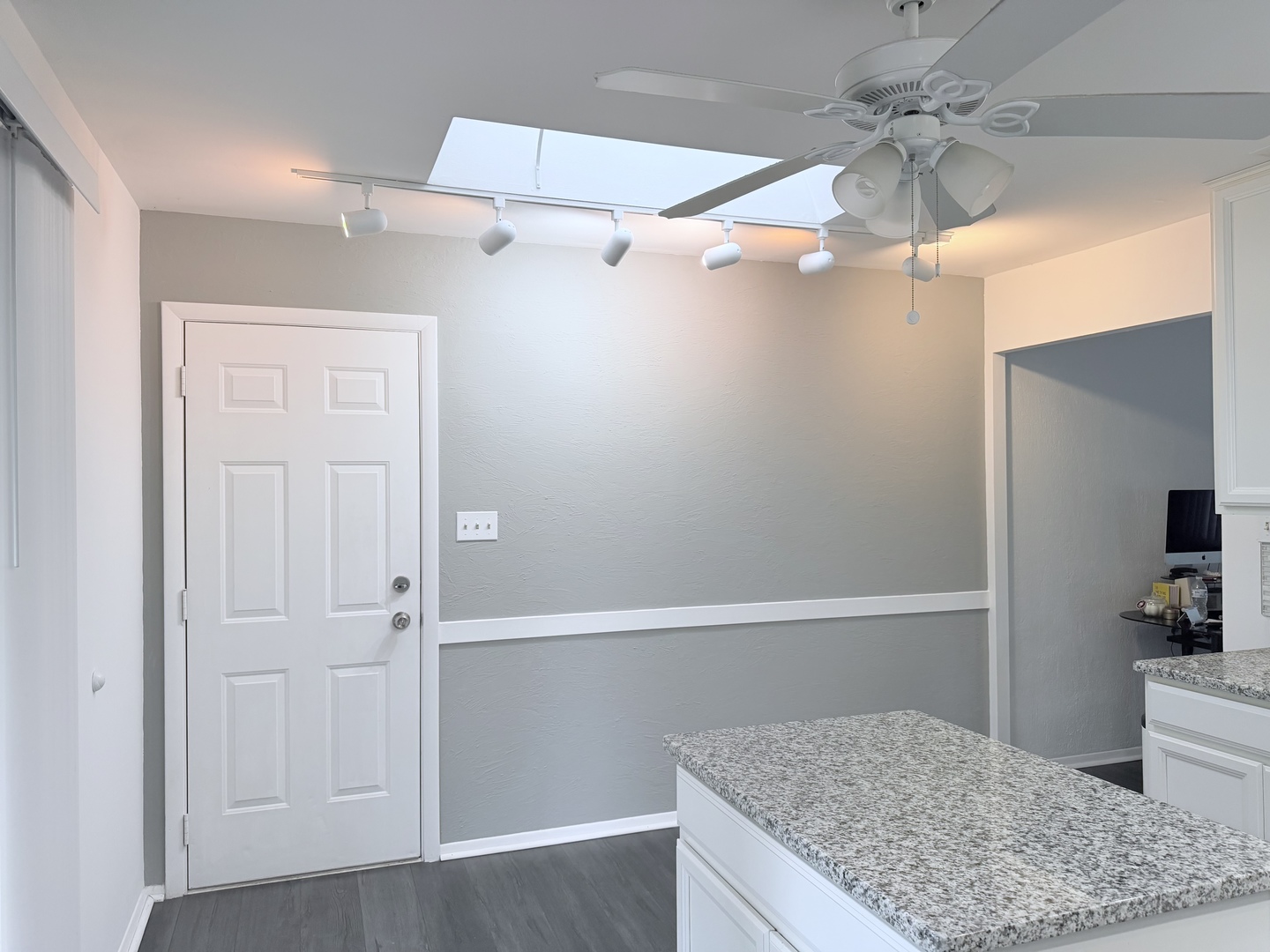 420 Camden Avenue Property Photo 5