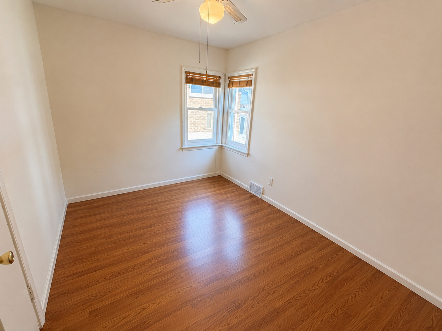 717 N May Street Property Photo 8