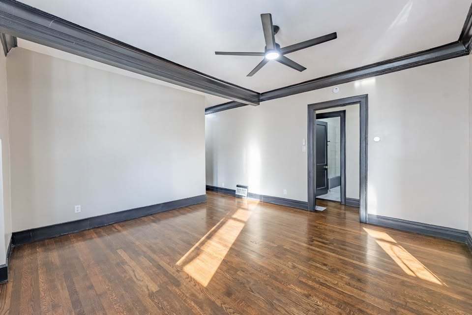 1227 Emerald Avenue Property Photo 4