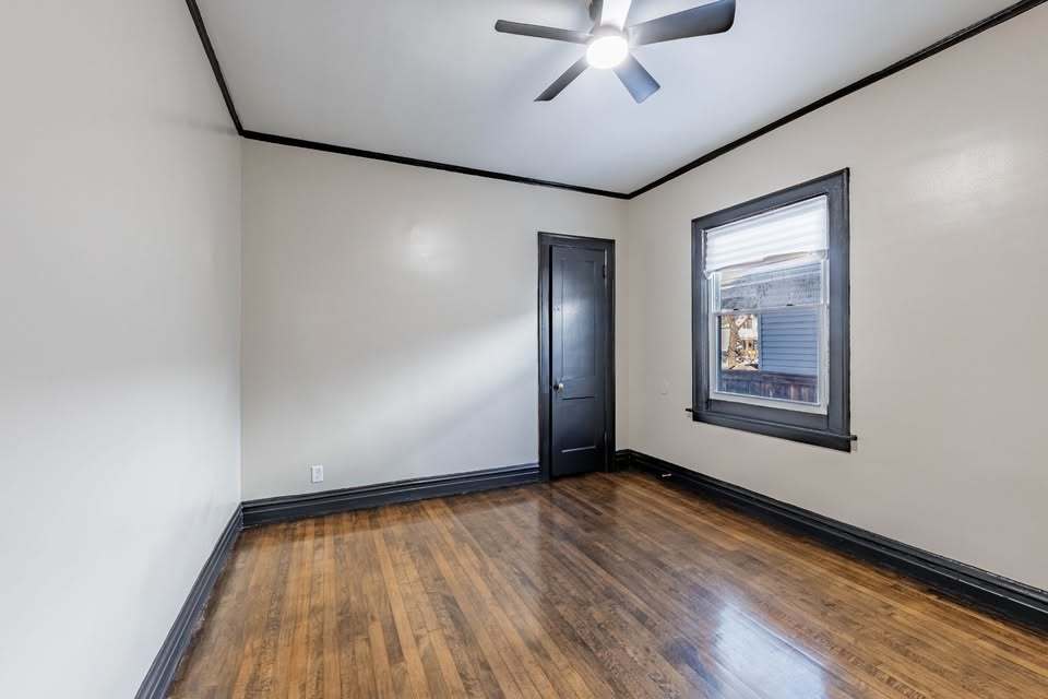 1227 Emerald Avenue Property Photo 10