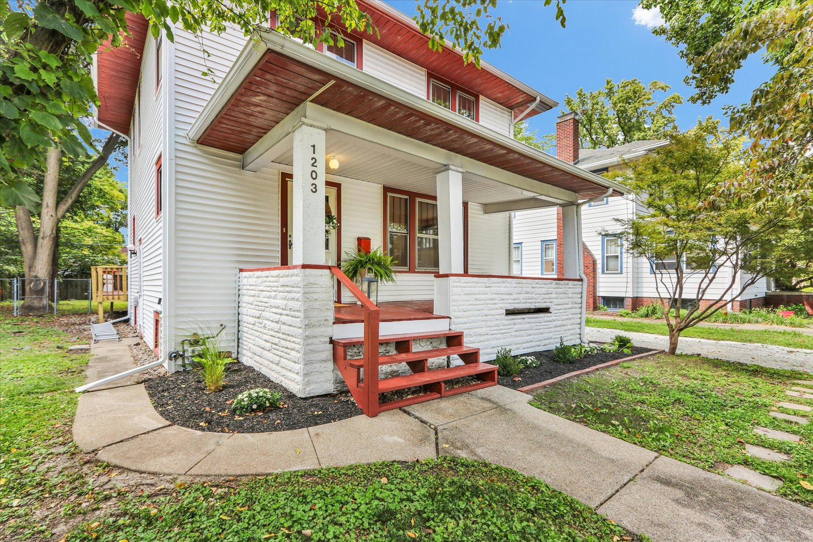 1203 S Race Street Property Photo 1