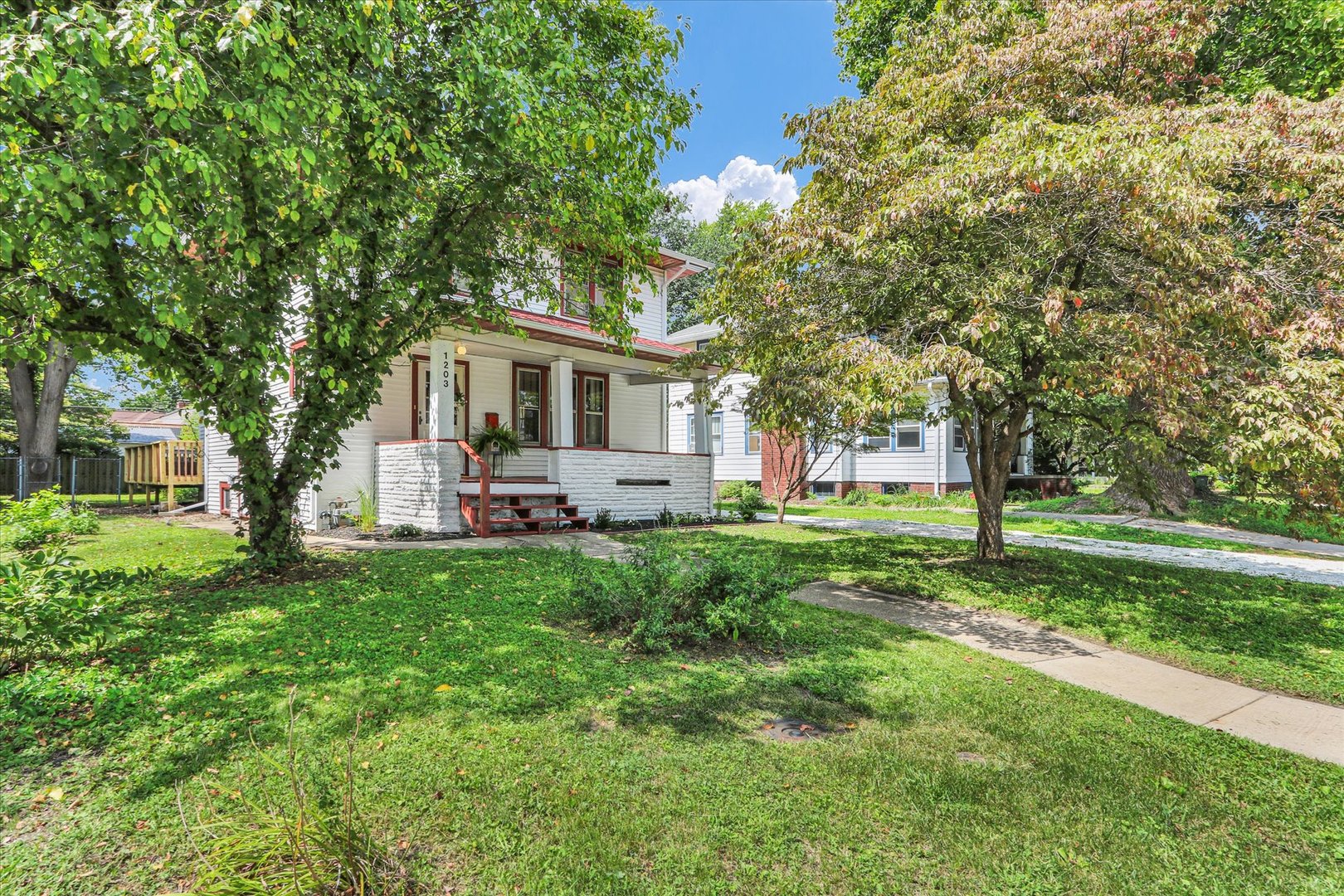 1203 S Race Street Property Photo 4