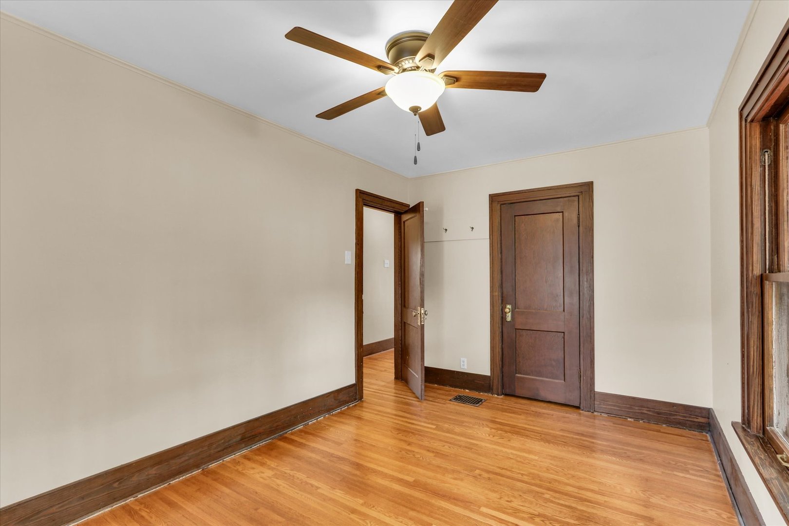 1203 S Race Street Property Photo 21