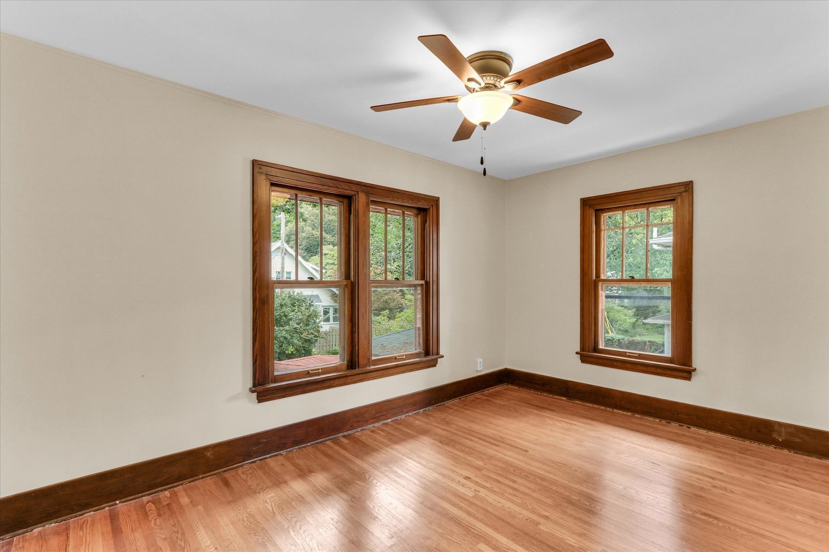 1203 S Race Street Property Photo 23