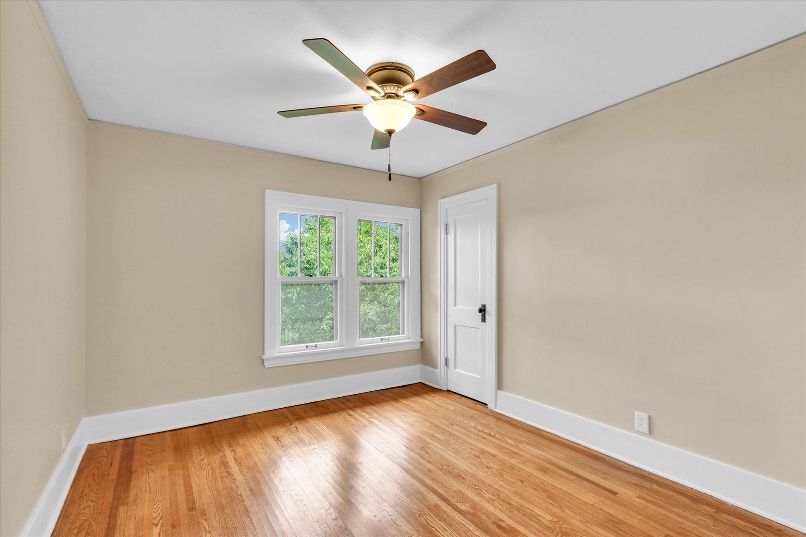 1203 S Race Street Property Photo 26