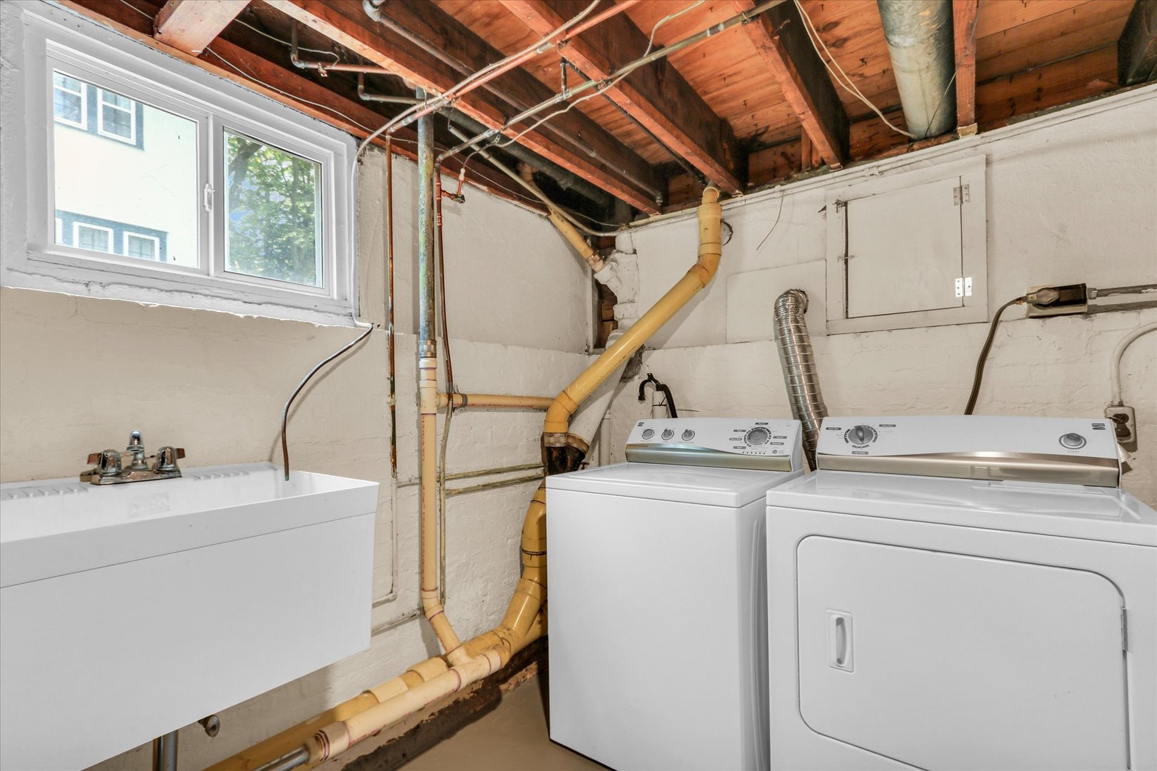1203 S Race Street Property Photo 31