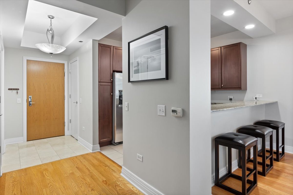 600 N Lake Shore Drive 1110 Property Photo 2