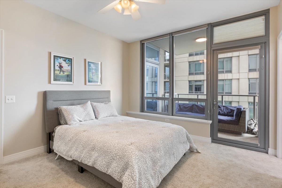 600 N Lake Shore Drive 1110 Property Photo 7