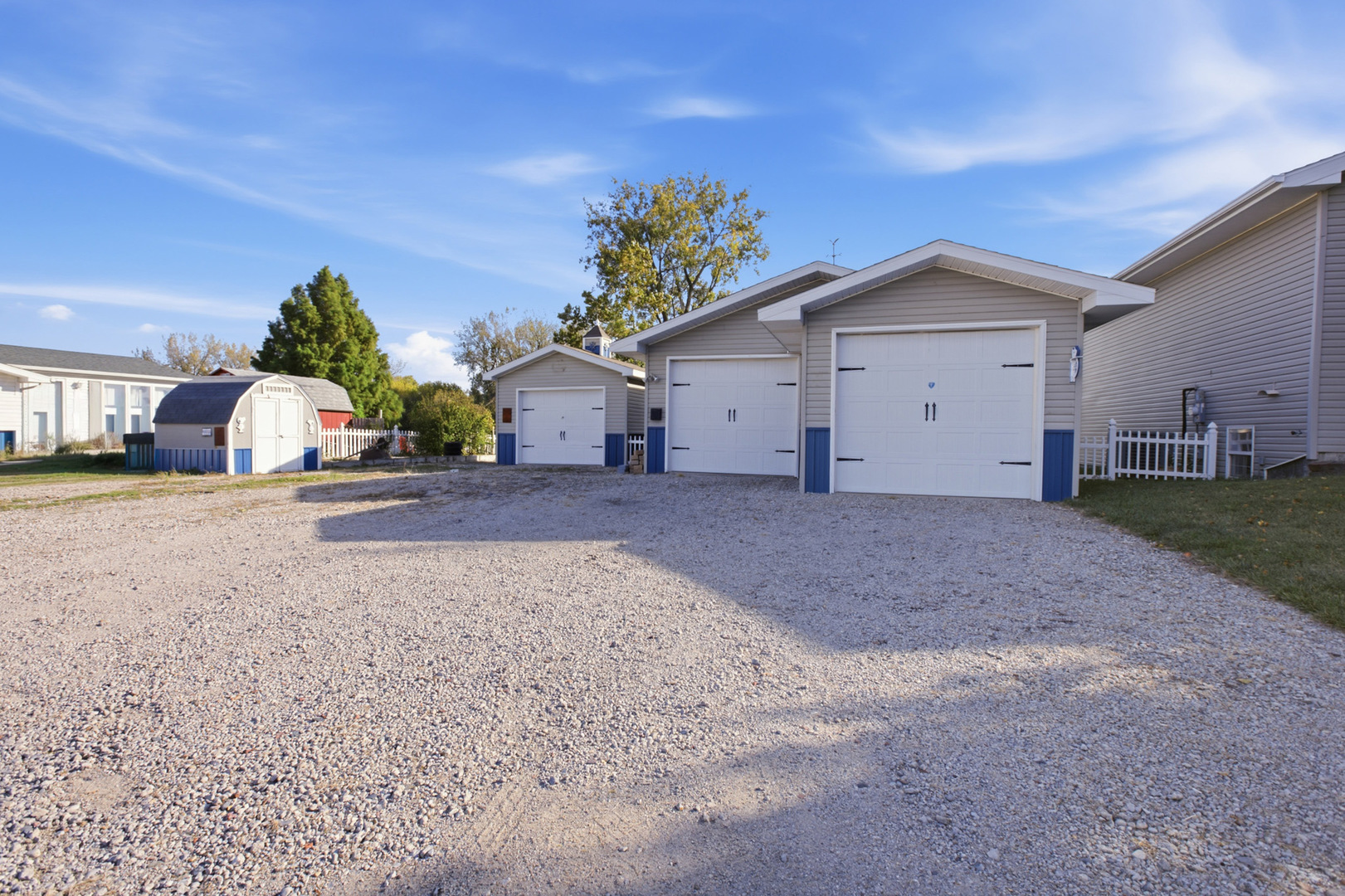 180 Clear Creek Drive Property Photo 14