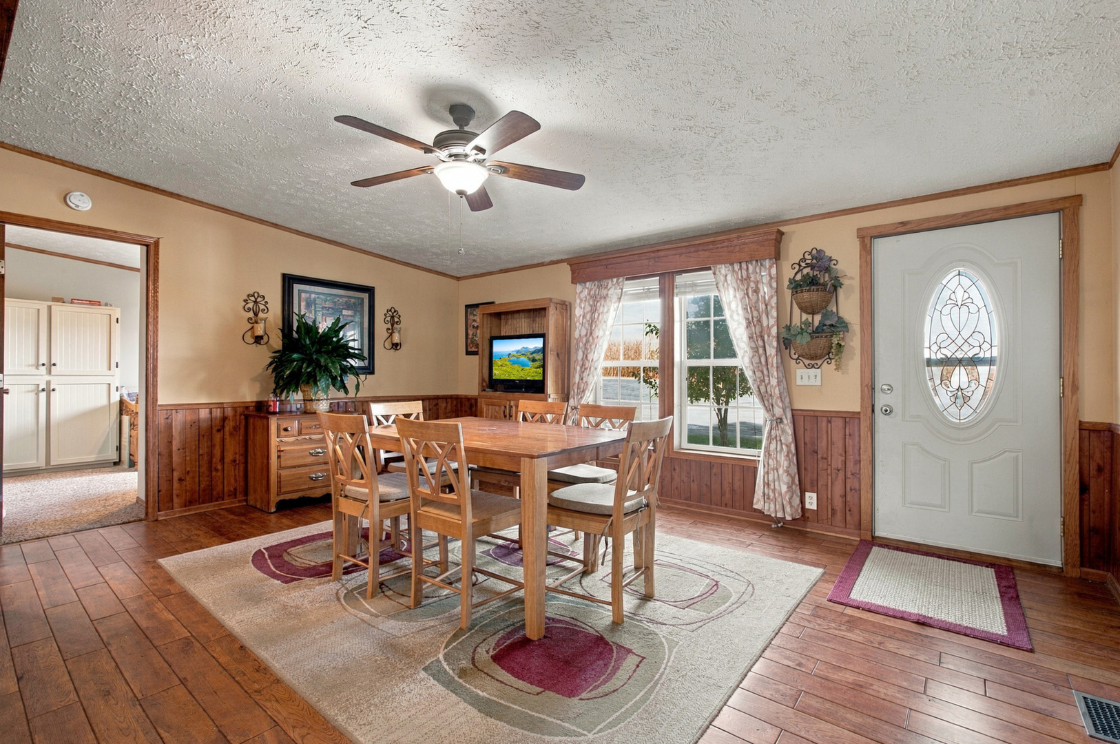 180 Clear Creek Drive Property Photo 38