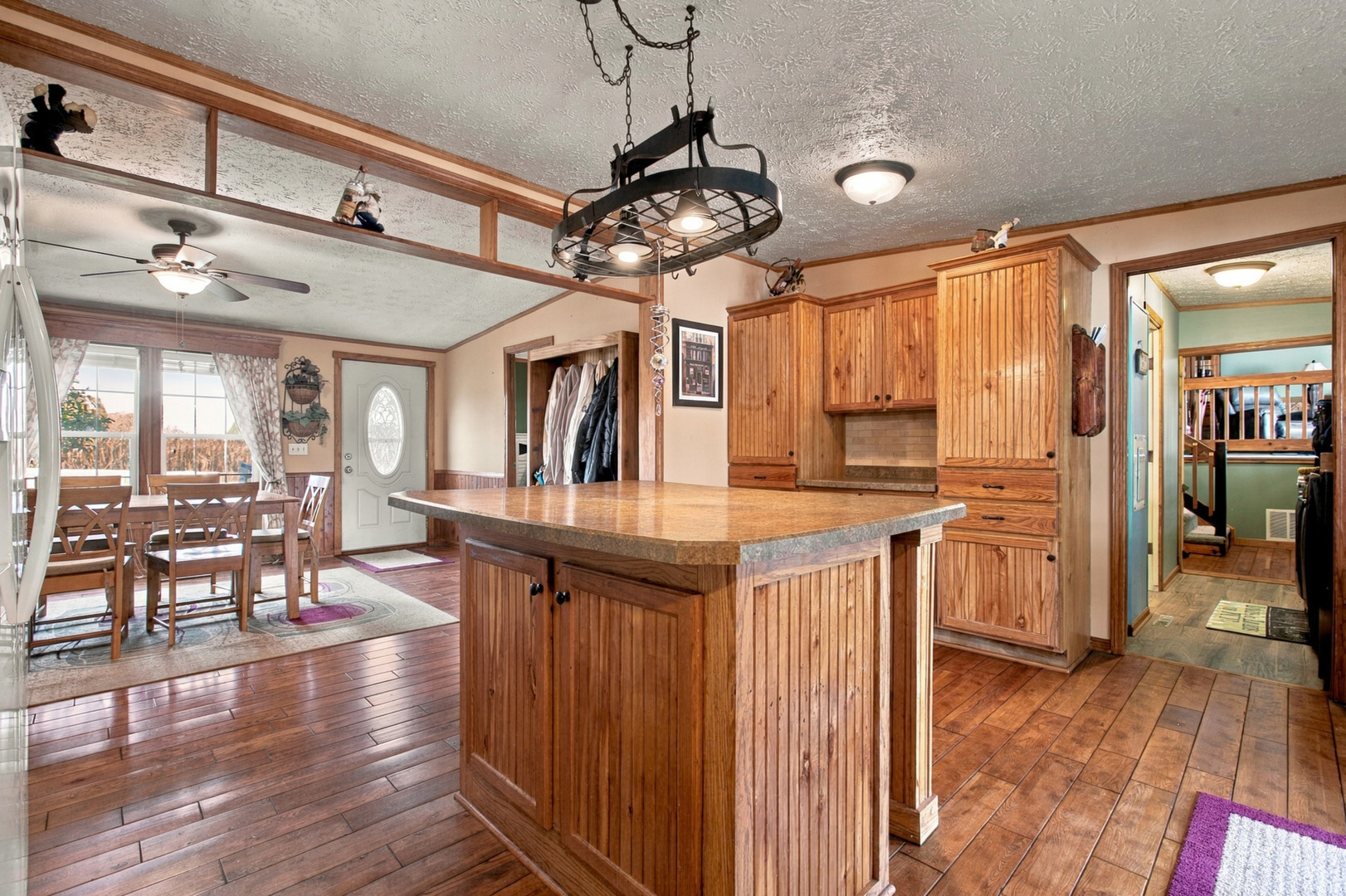 180 Clear Creek Drive Property Photo 41