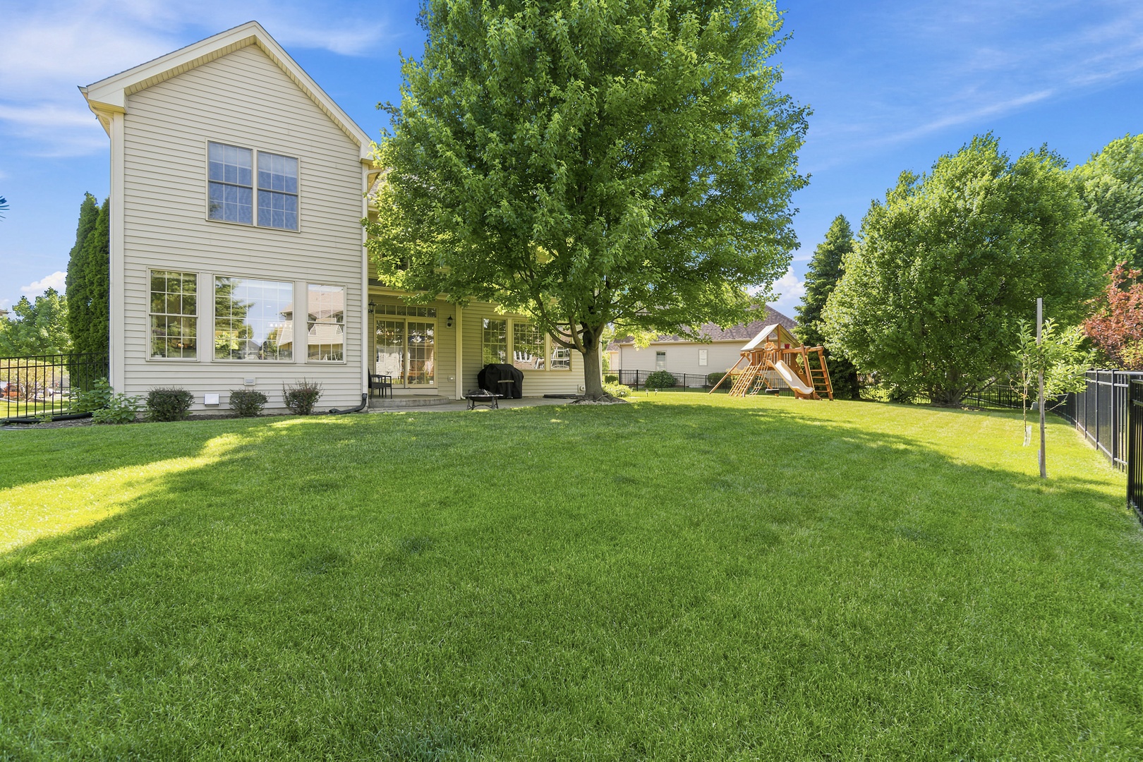 1160 Lakin Avenue Property Photo 61
