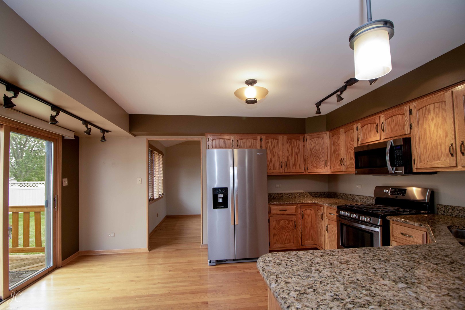 16101 Rosebud Place Property Photo 10