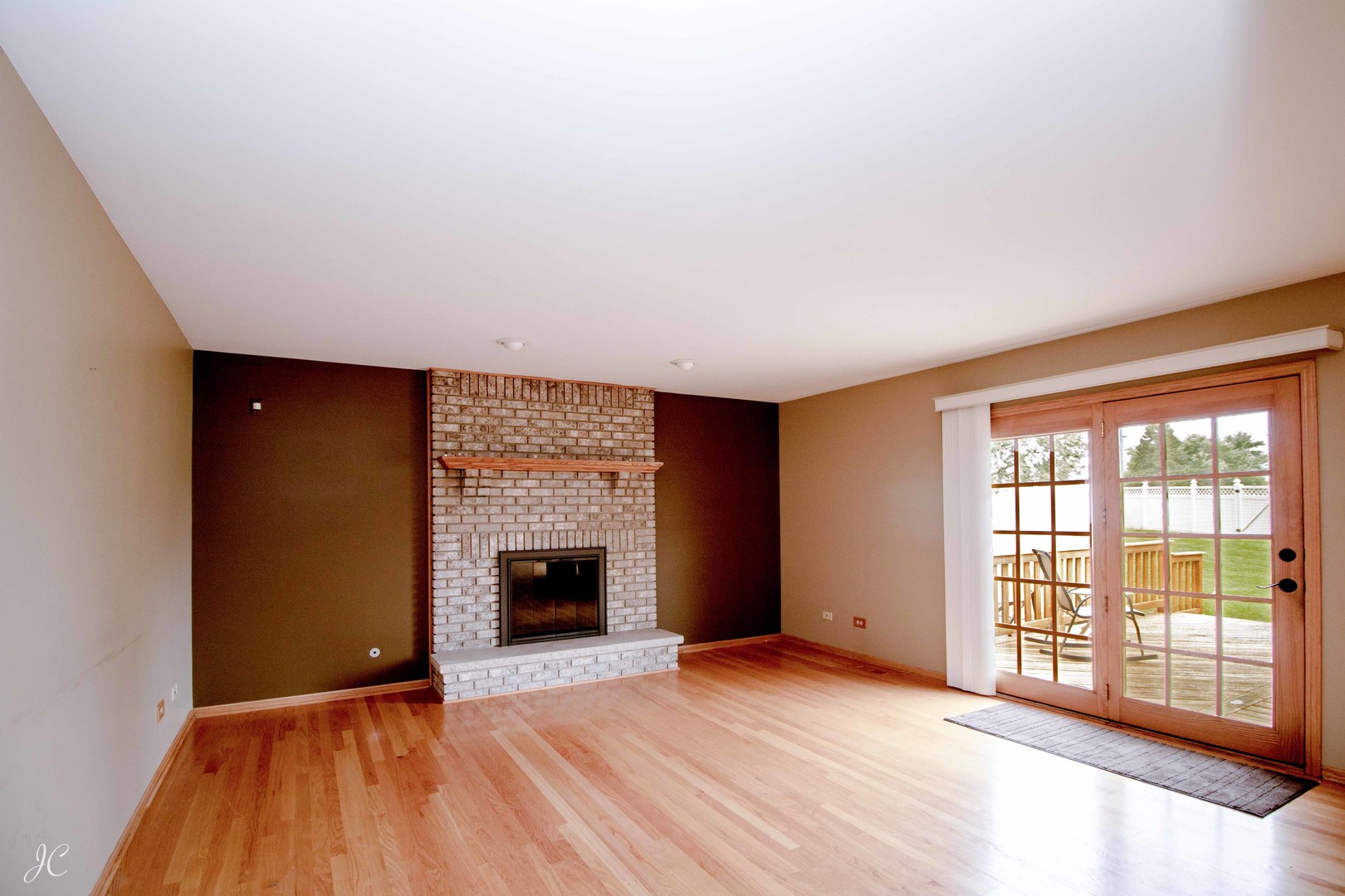 16101 Rosebud Place Property Photo 11