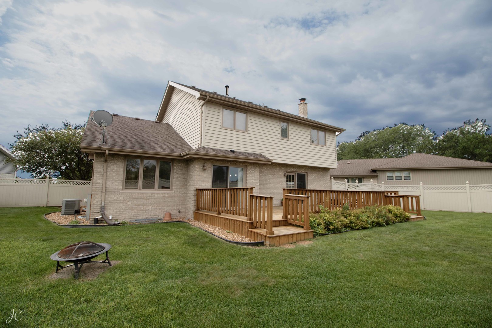 16101 Rosebud Place Property Photo 28