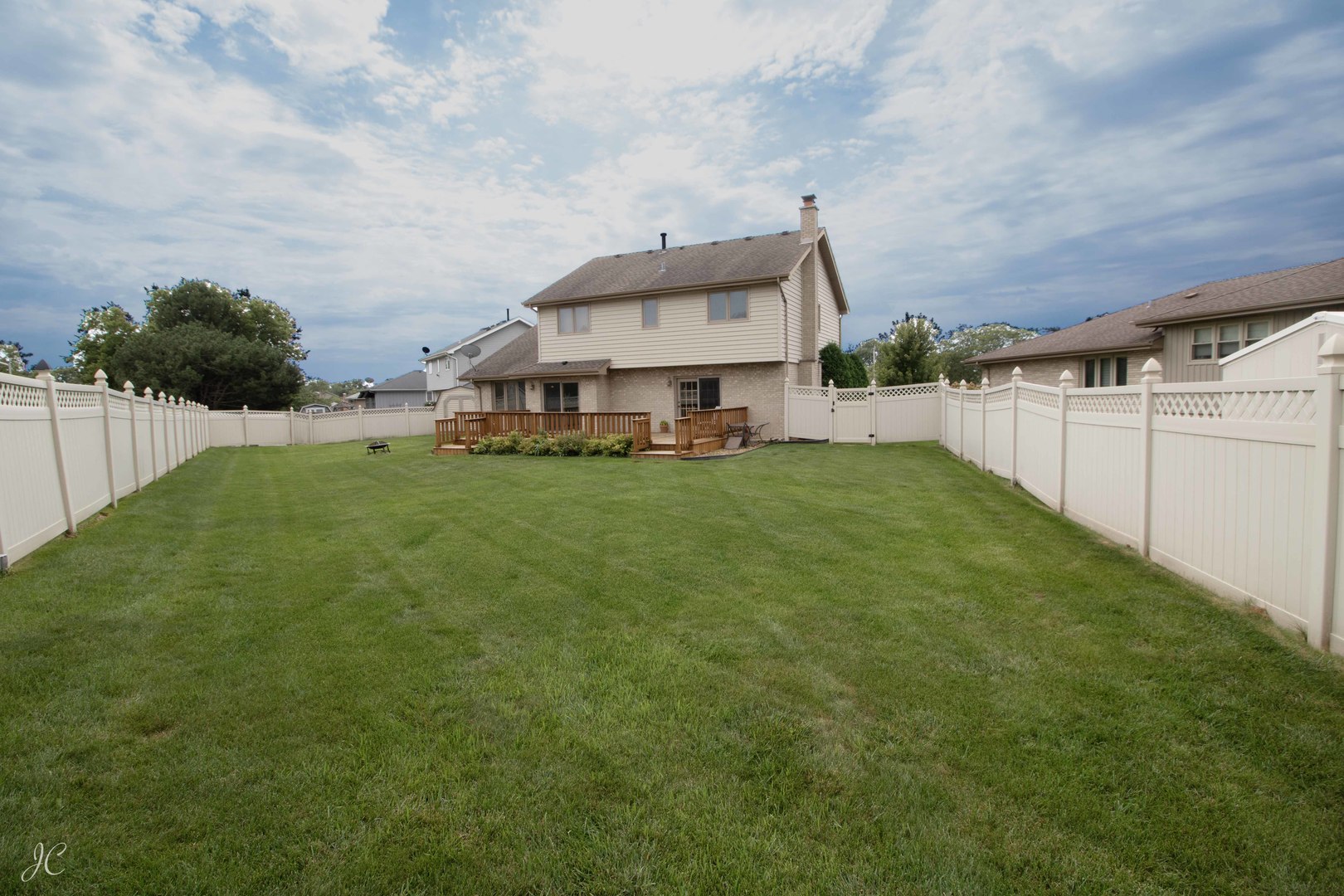 16101 Rosebud Place Property Photo 29