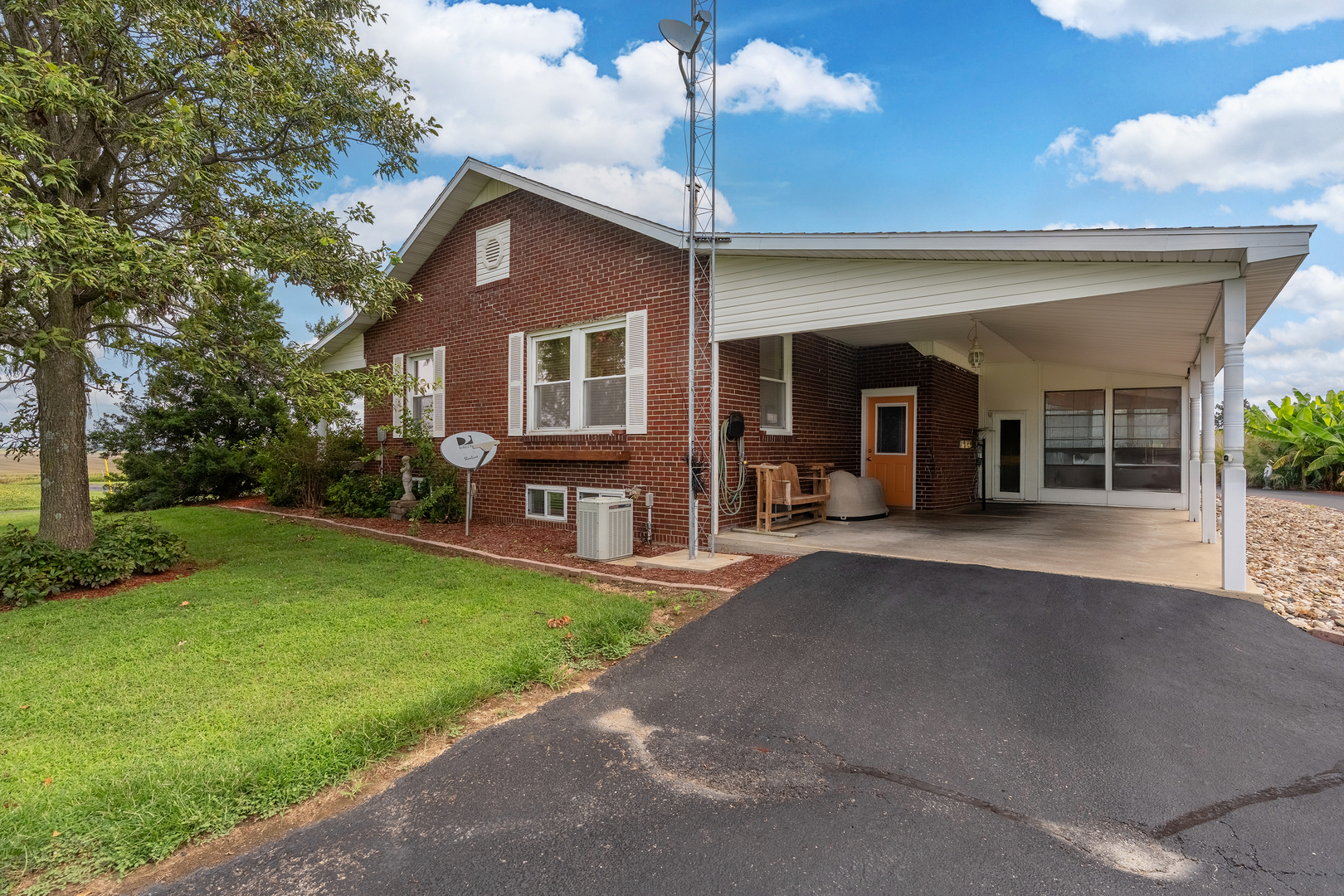 4202 Walnut Lane Property Photo 8