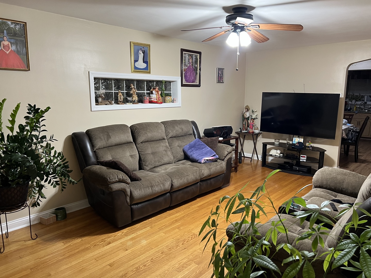 3650 W 68th Street Property Photo 2