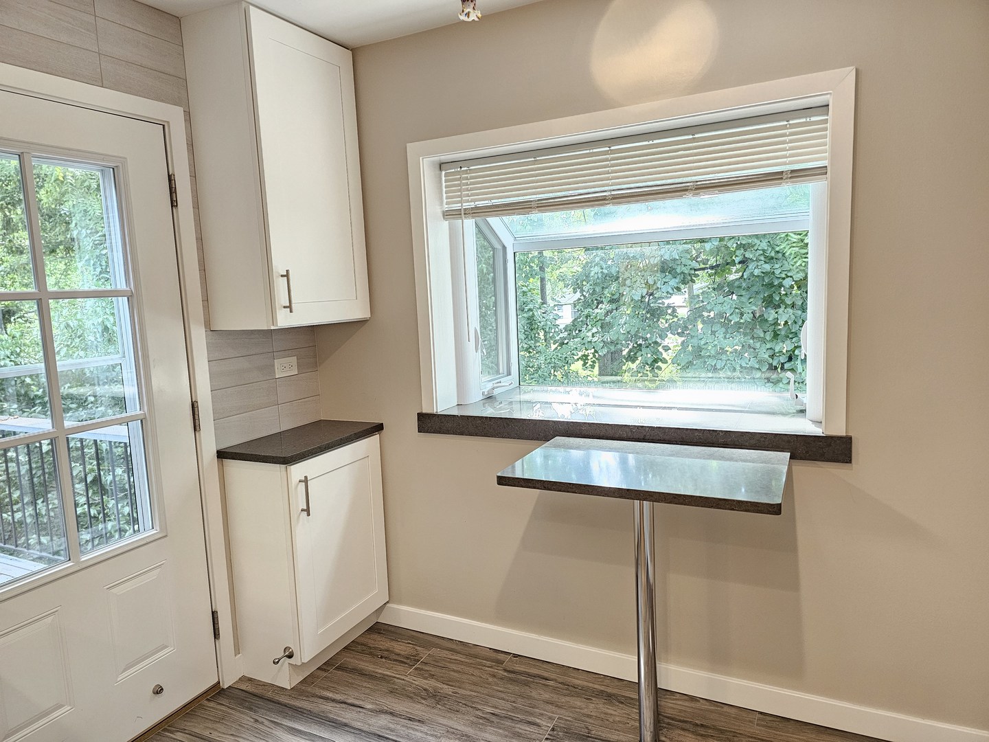 183 Grove Avenue C Property Photo 7