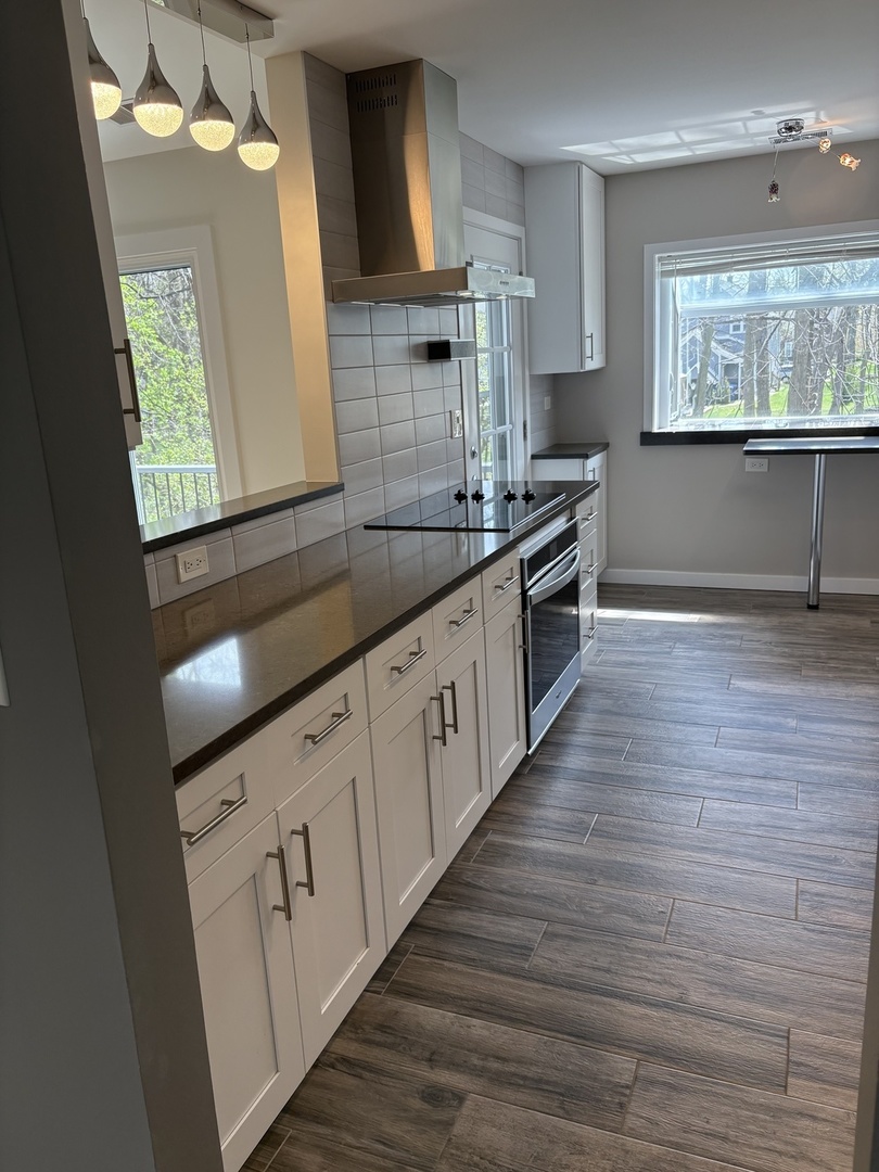 183 Grove Avenue C Property Photo 9