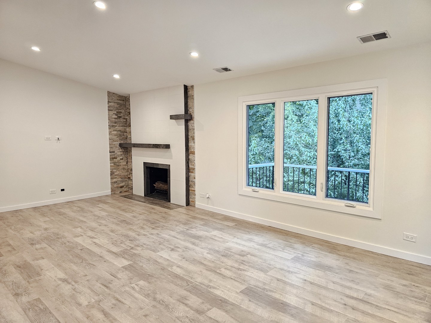 183 Grove Avenue C Property Photo 14