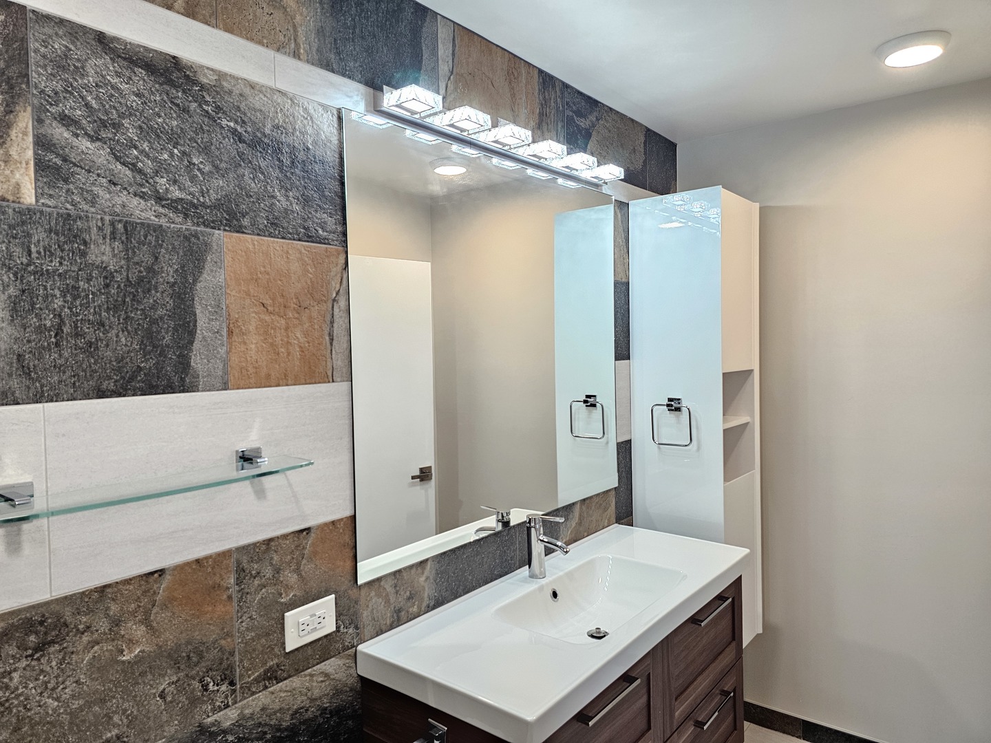 183 Grove Avenue C Property Photo 25