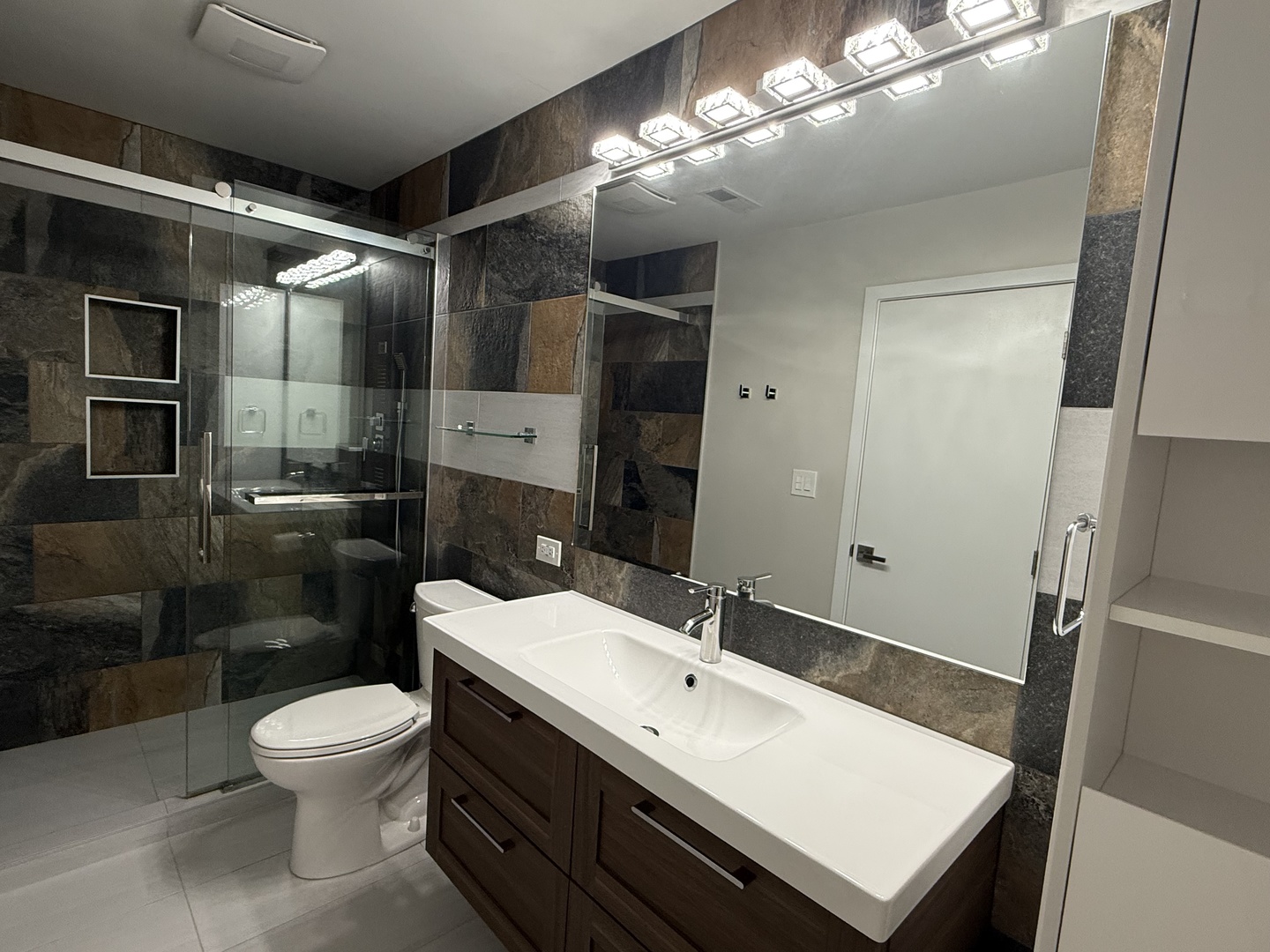 183 Grove Avenue C Property Photo 28