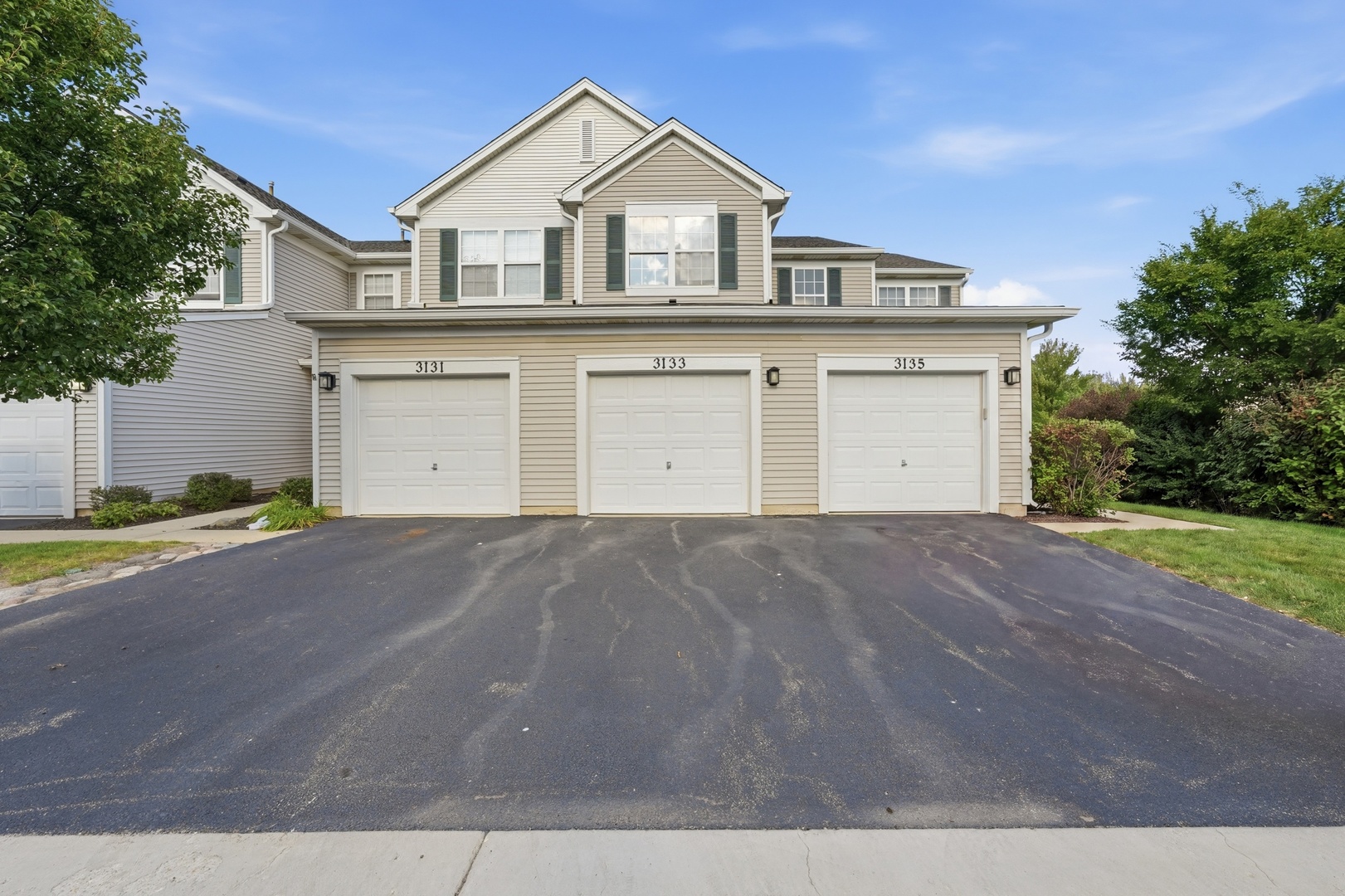 3133 Falling Waters Lane Property Photo 2