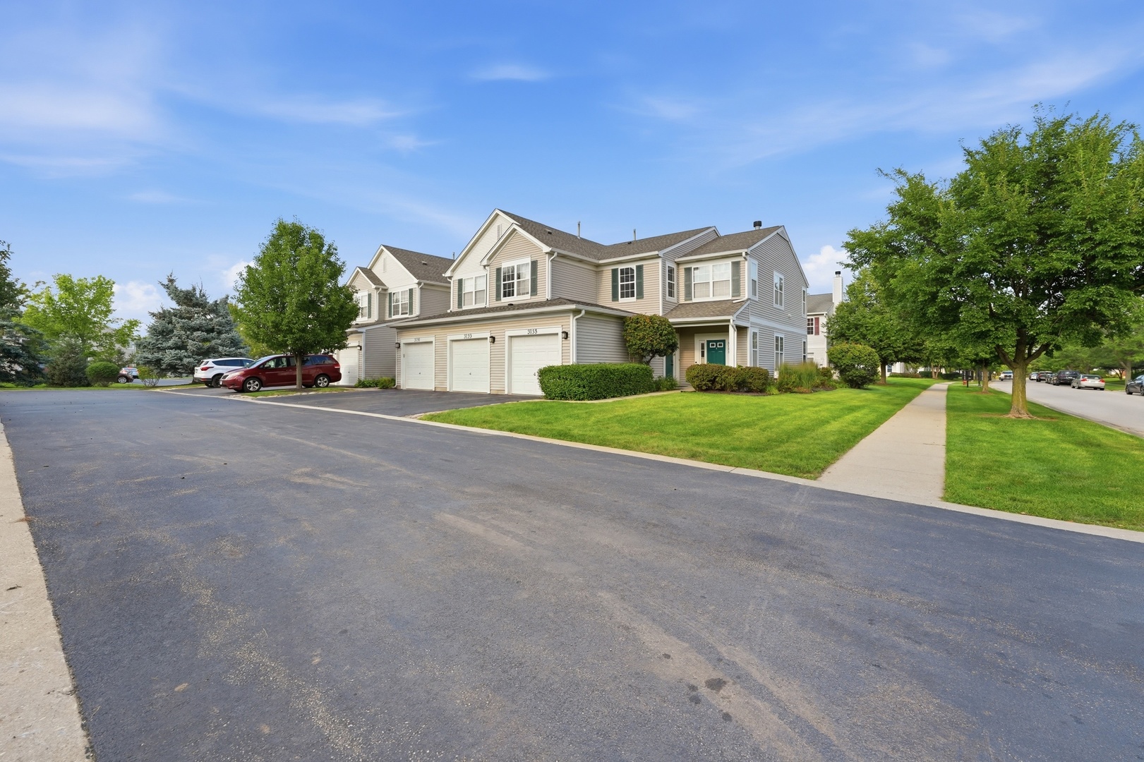 3133 Falling Waters Lane Property Photo 3