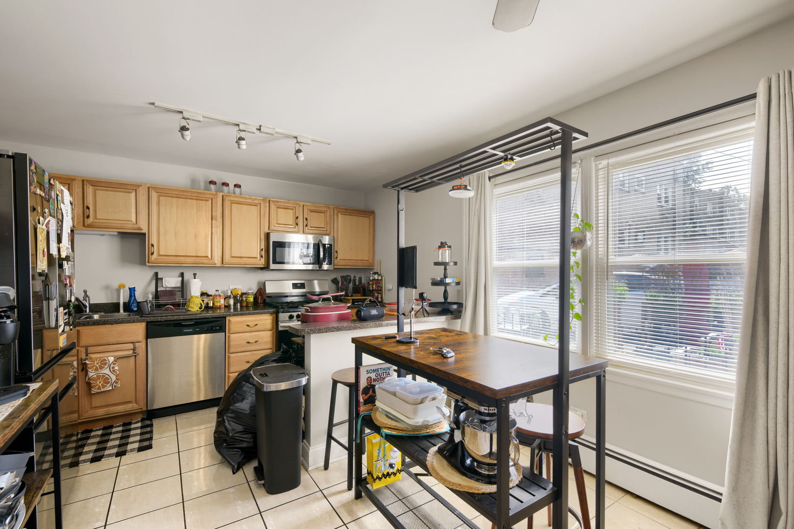 7133 N Damen Avenue 3d Property Photo 6