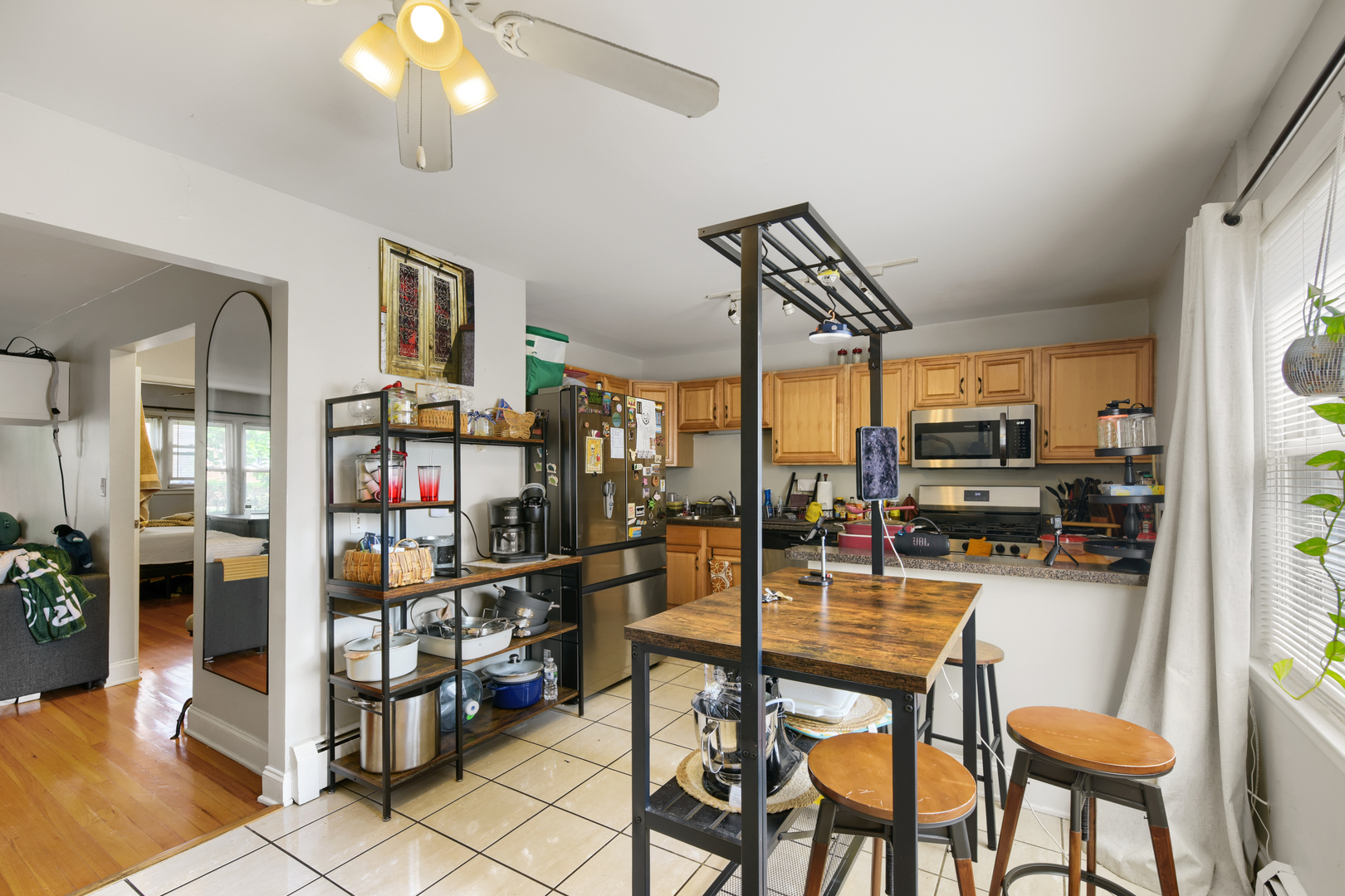 7133 N Damen Avenue 3d Property Photo 10