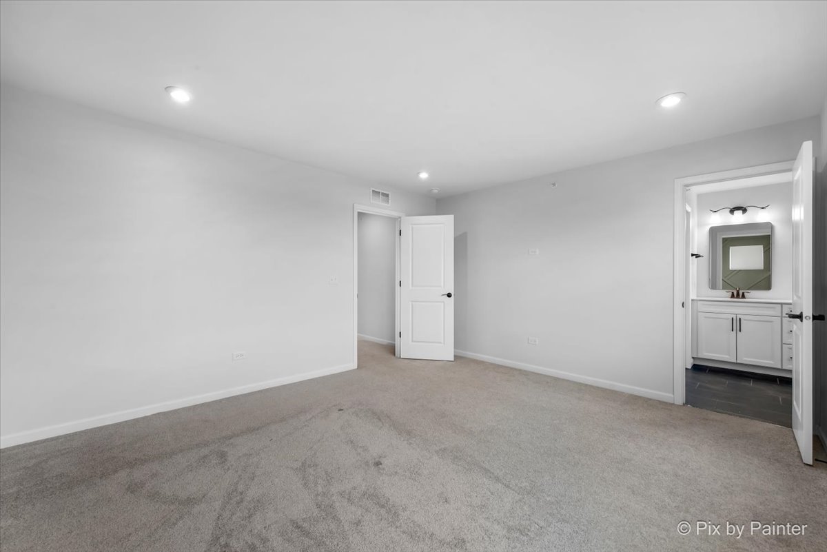 2236 Weatherbee Lane Property Photo 15