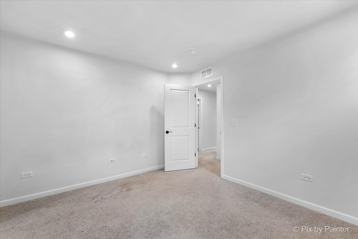 2236 Weatherbee Lane Property Photo 22