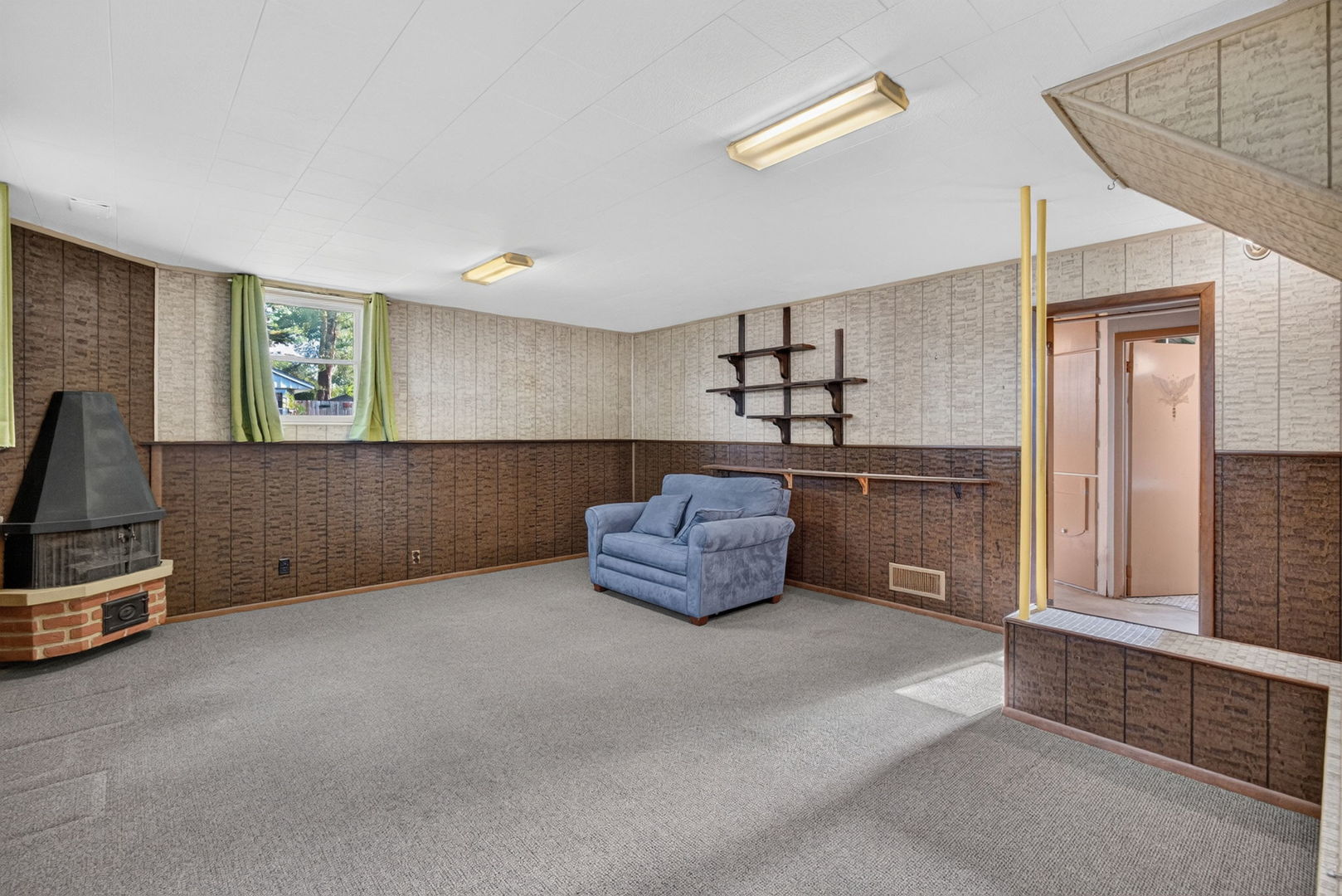 124 Fairlane Drive Property Photo 15