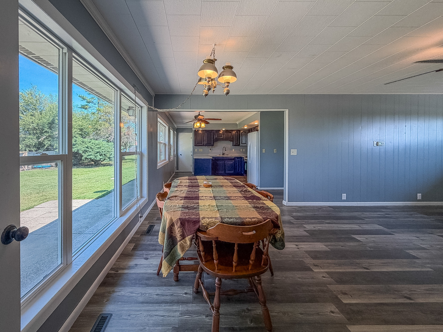 2066 County Road 3000 Property Photo 18