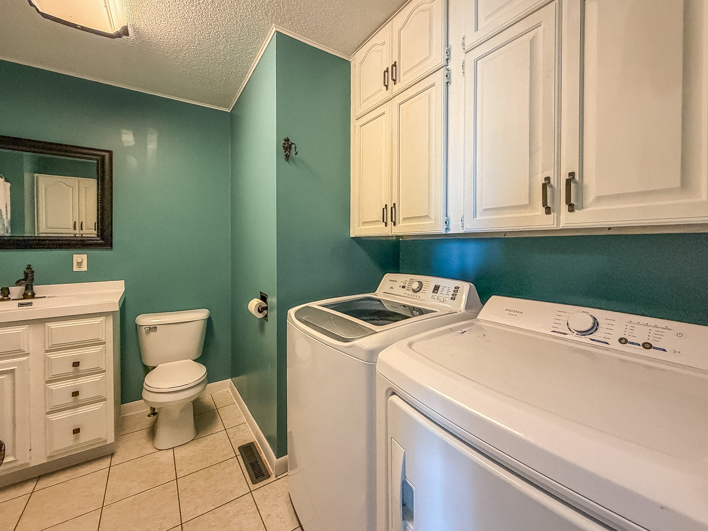 2066 County Road 3000 Property Photo 30