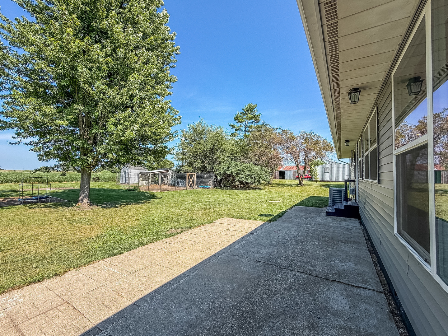 2066 County Road 3000 Property Photo 35