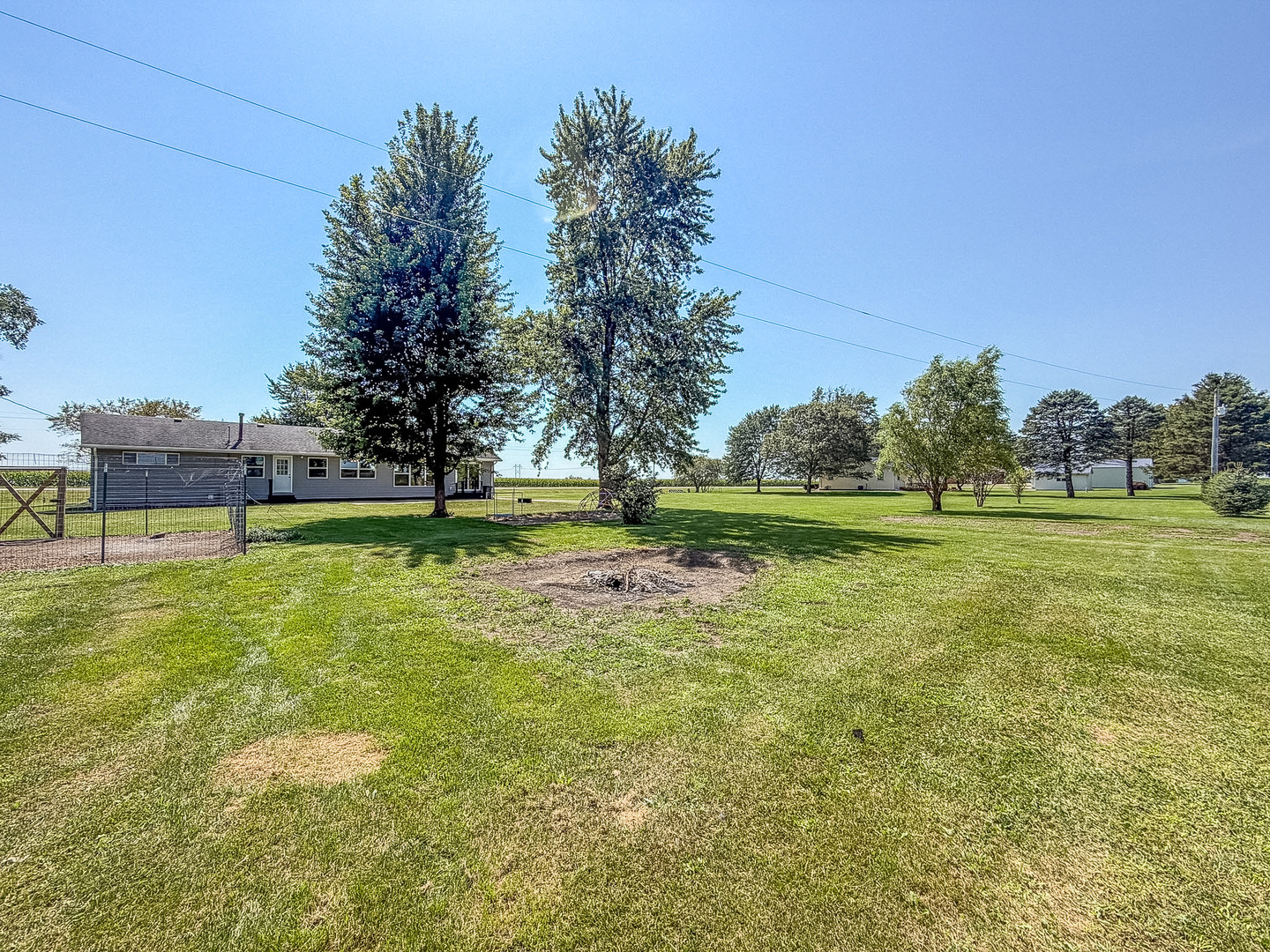 2066 County Road 3000 Property Photo 43