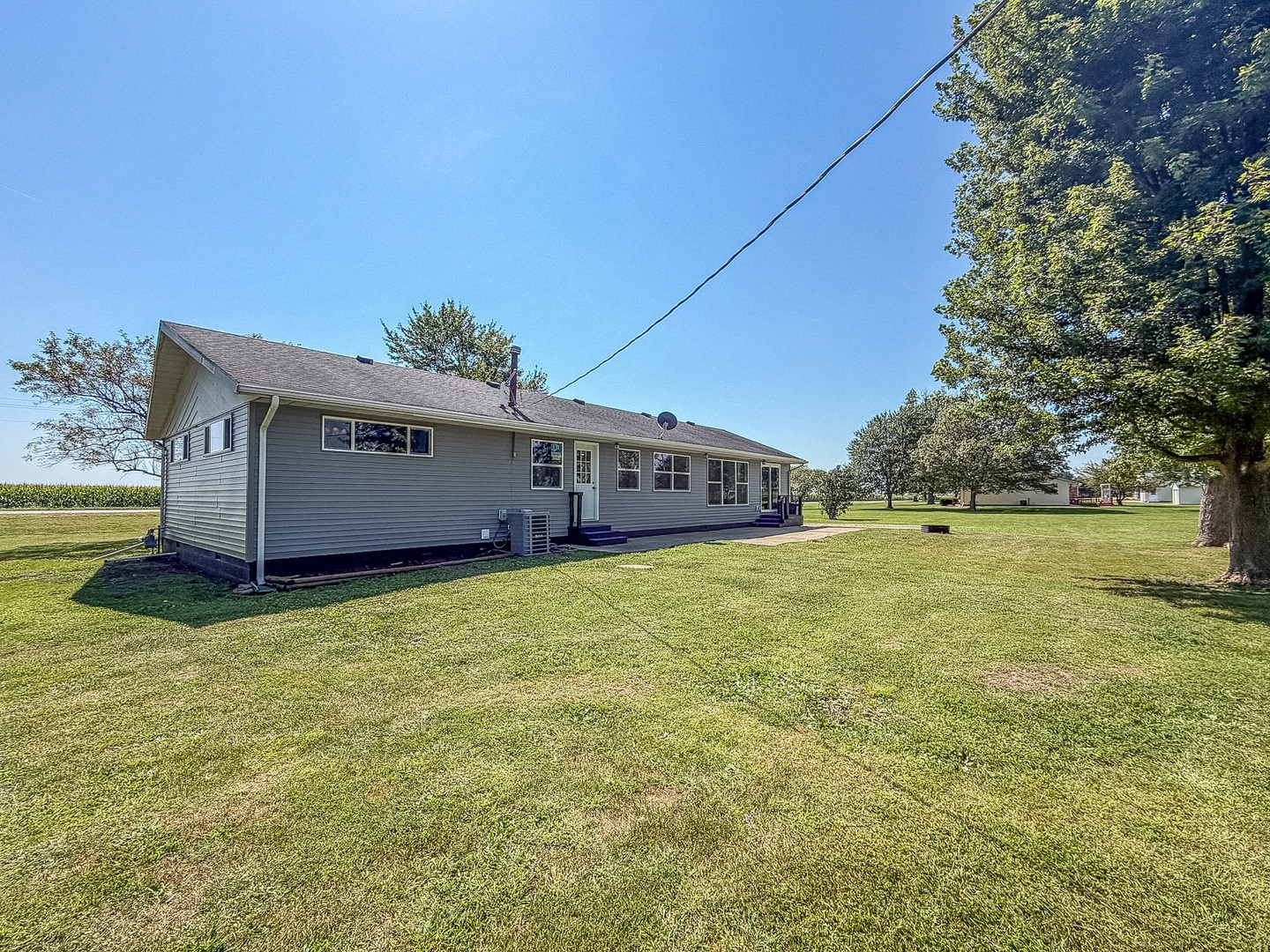 2066 County Road 3000 Property Photo 46